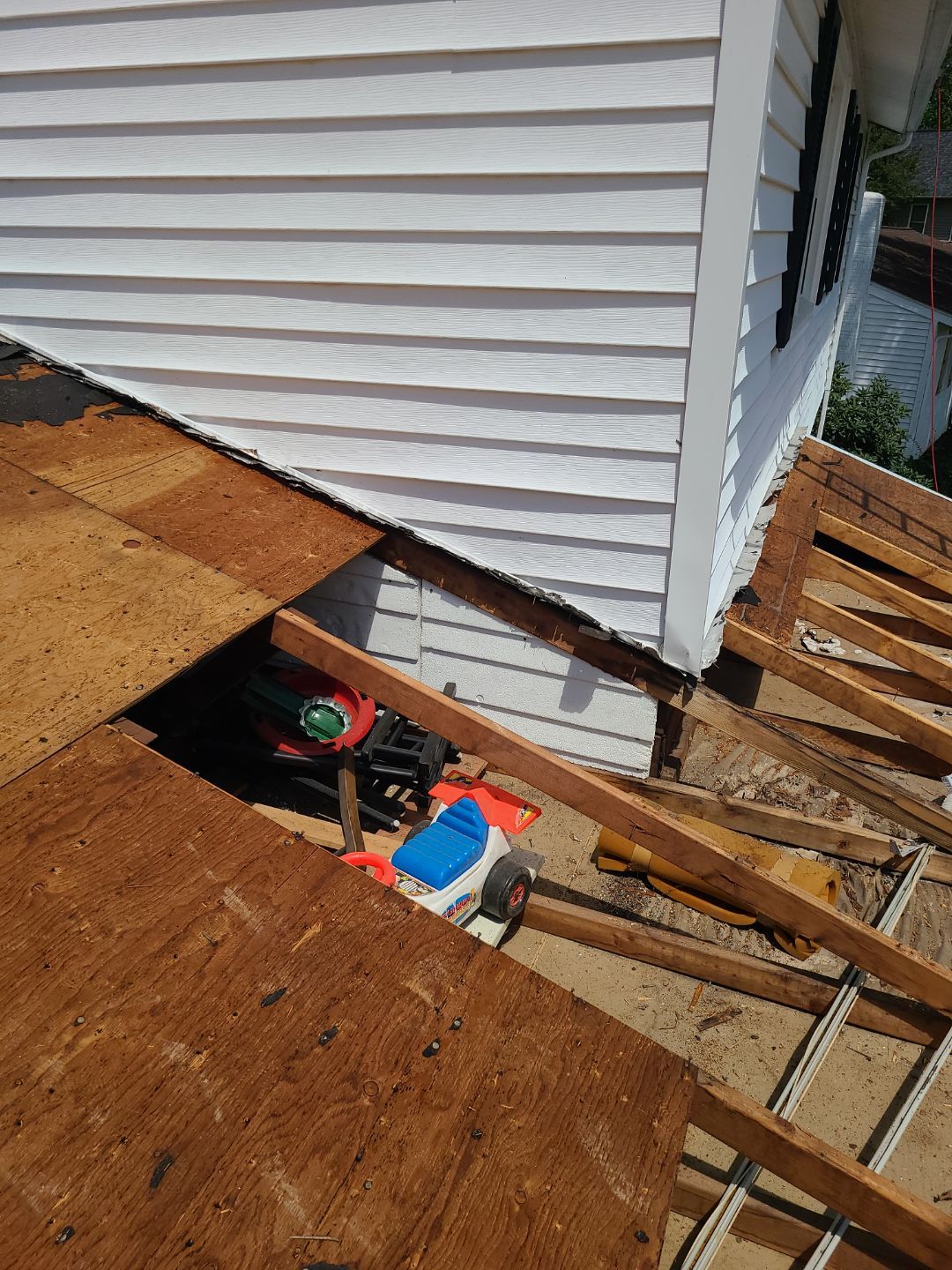 Burke: Residential Roof Installation with CertainTeed Landmark Pro Designer Shingles in Max Def Charcoal Black by RM Banning, Inc.