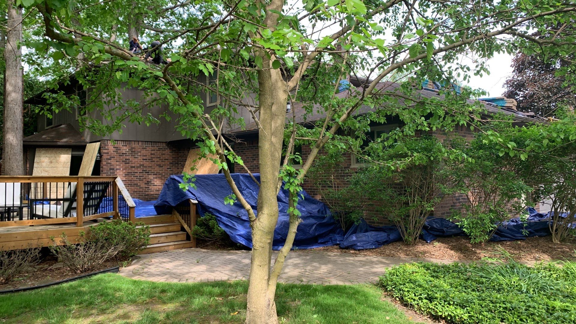 Roof Replacement using CertainTeed Landmark by 180 Contractors