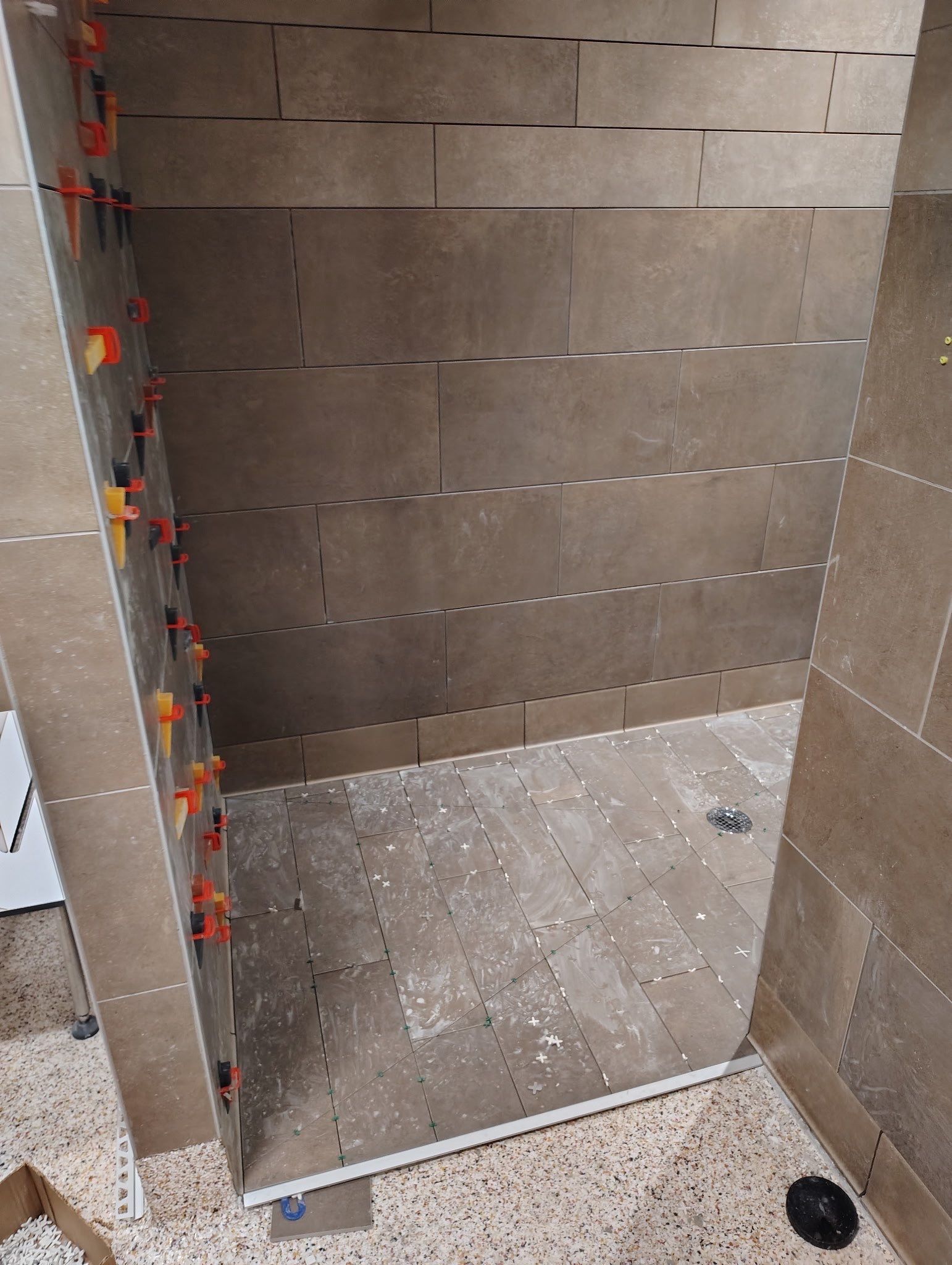 Trucking company showers by Footprints Floors of Nashville