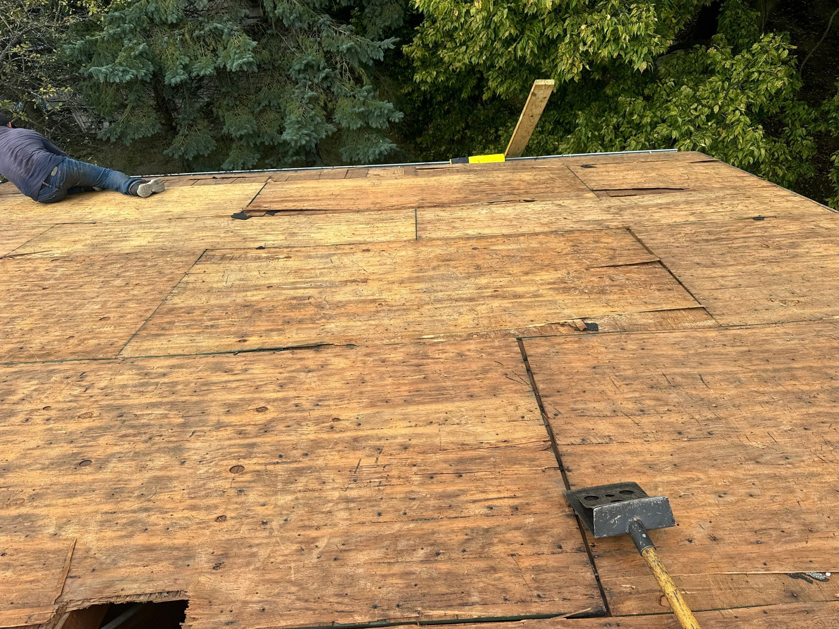 Roof Replacement using CertainTeed Northgate by 180 Contractors