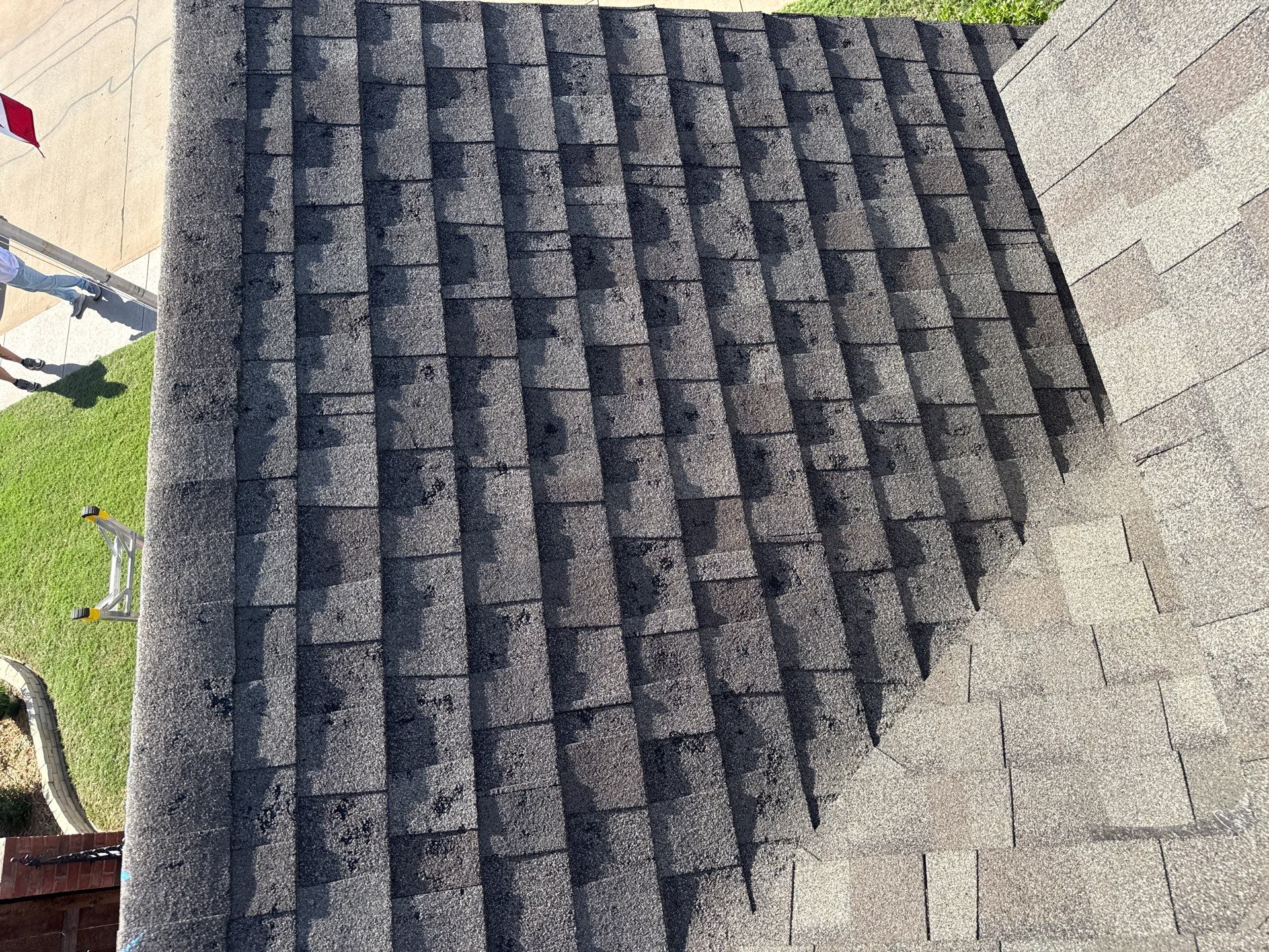 Burkburnett Roof Replacement Featuring Owens Corning Onyx Black Shingles by Shearman Roofing & Construction