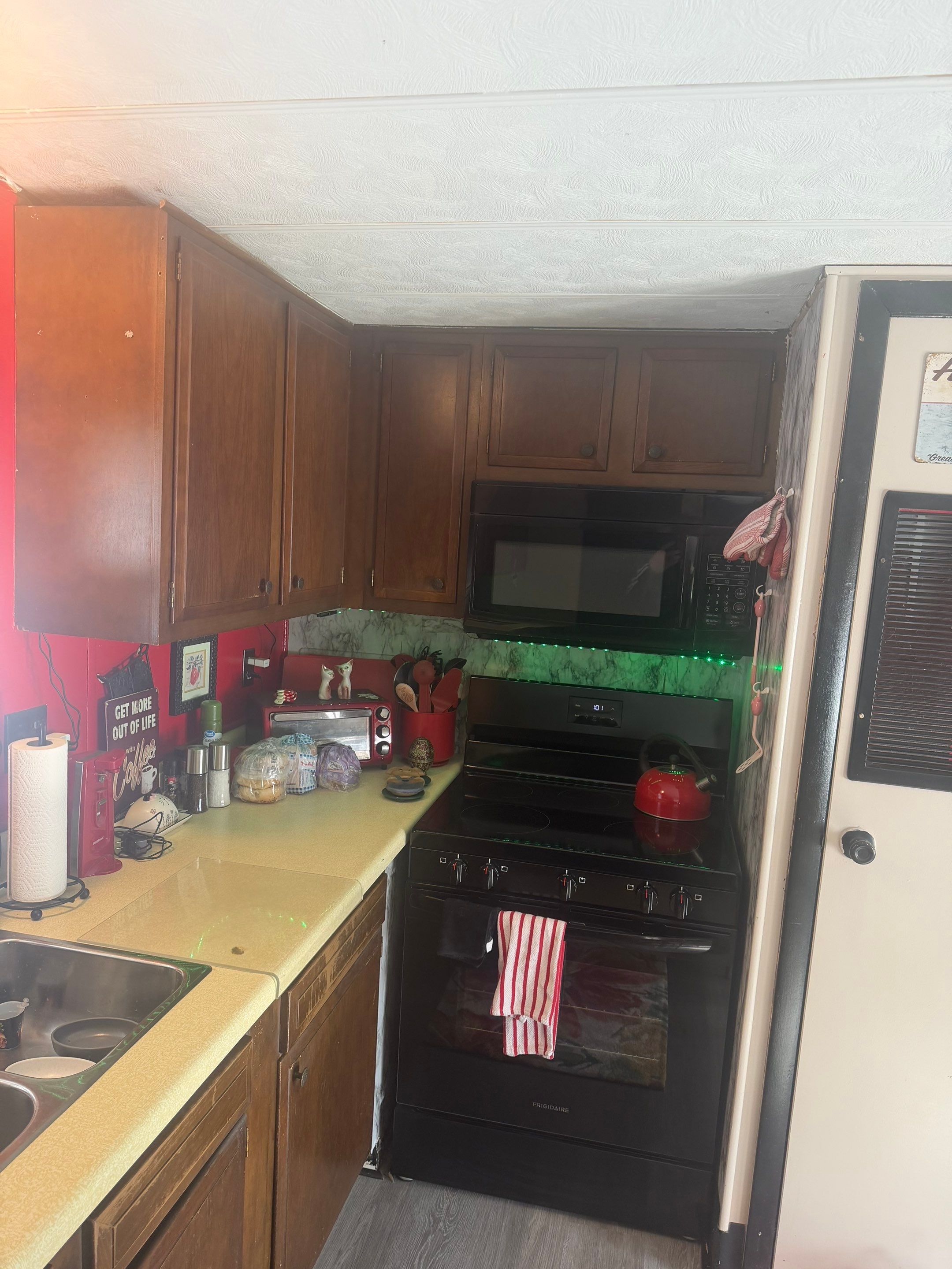 Kitchen Restoration by OCS Contracting Services