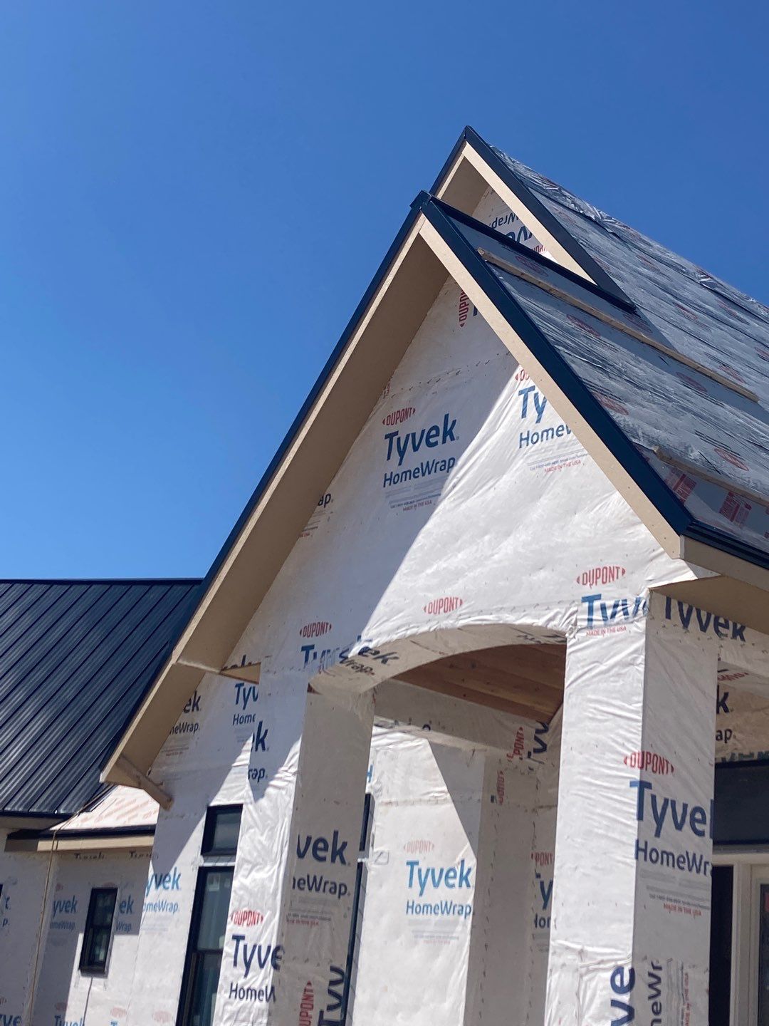 Metal roofing using Standing Seam by Stendahl Services
