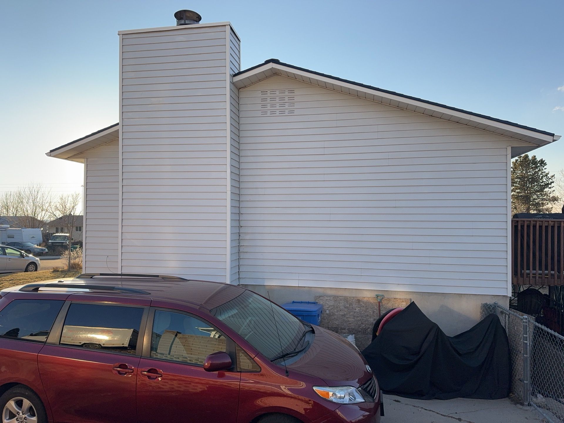 Orem | Beautiful Hardie Lap with B&B Accent | Boothbay Blue by Ideal Siding Utah