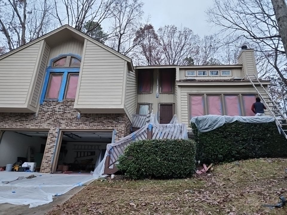 Exterior renovation using James Hardie Siding and Simonton Windows by Indigo State Roofing