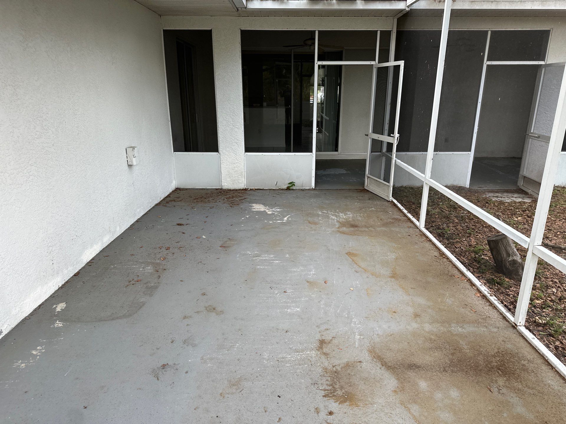 1-Story House Wash, Driveway, Patio/Lanai & Screen Enclosure Cleaning in Oakley Community, Ellenton, FL | Sunshine AquaWash by Sunshine AquaWash