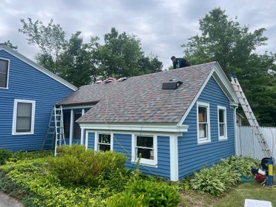 Brookline, NH – Owens Corning Asphalt Shingle Roof Replacement