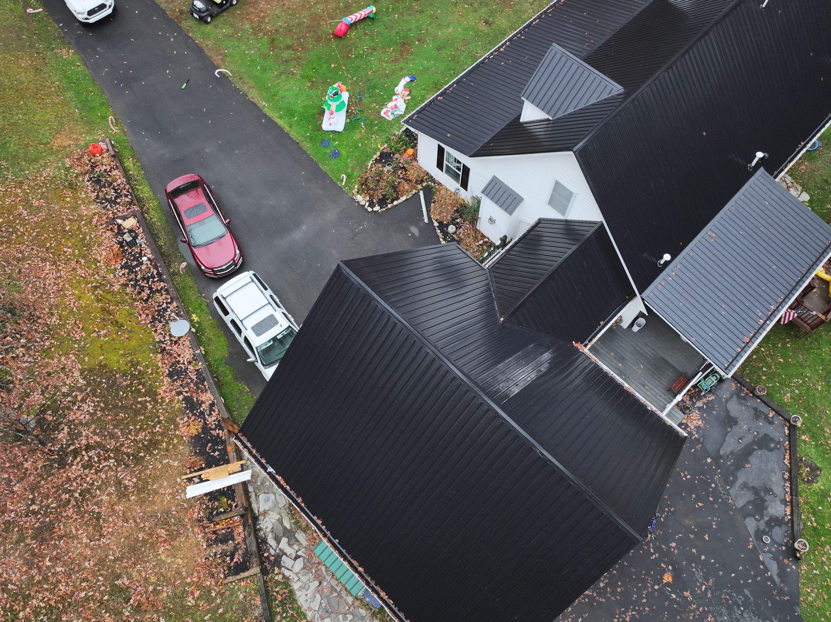 Crosswhite Residence by Omnia Roofing