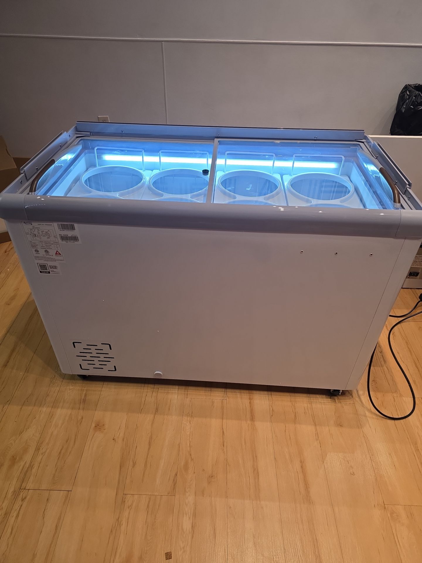 Commercial Ice Cream Dipping Cabinet Installation in Orlando by AMB-WORKS APPLIANCE REPAIR