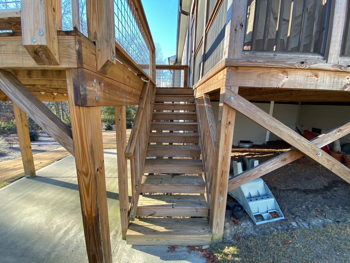 Screened Porch using Wood Sealant by DuraSeal