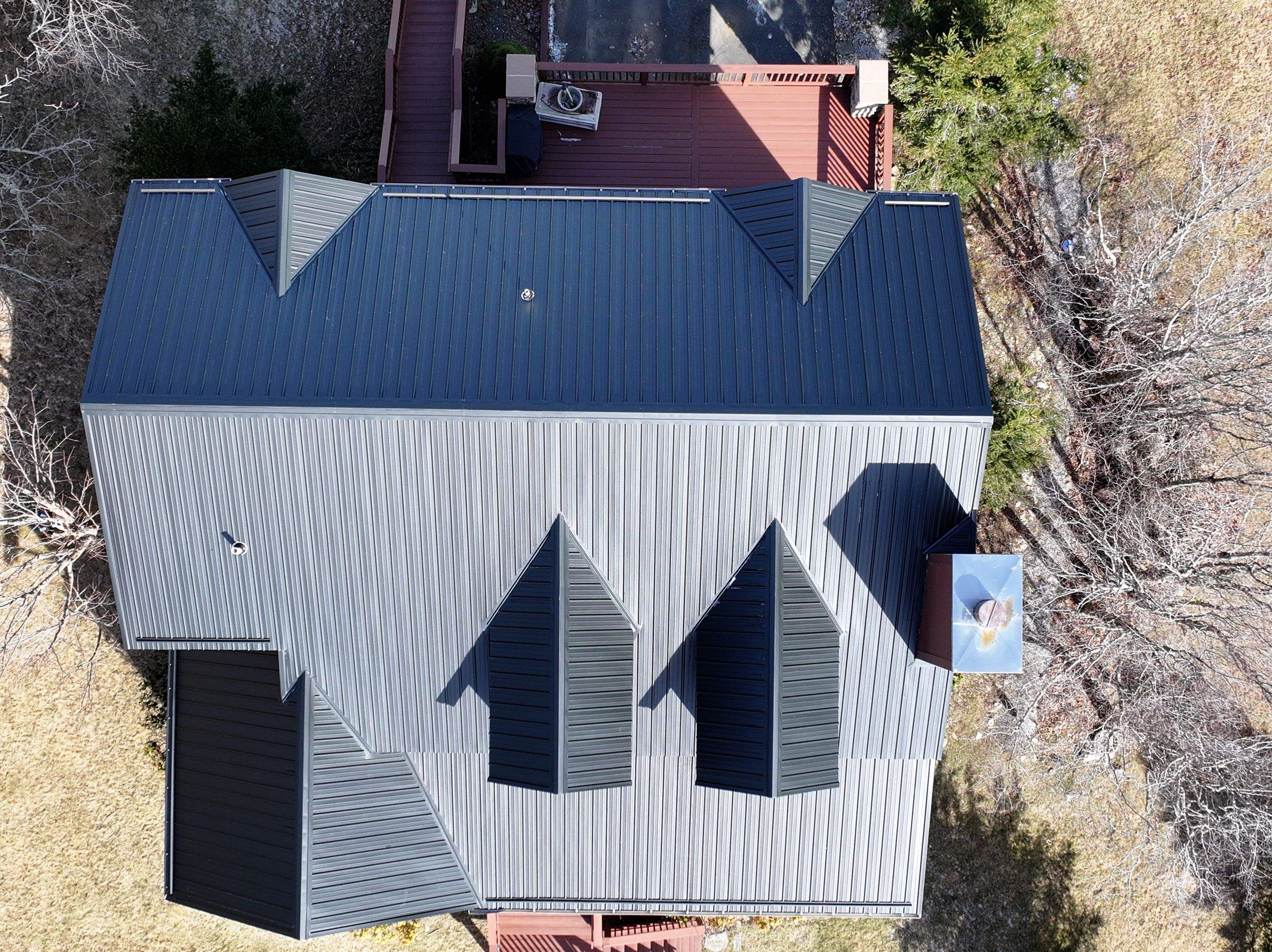 Dameron Residence by Omnia Roofing