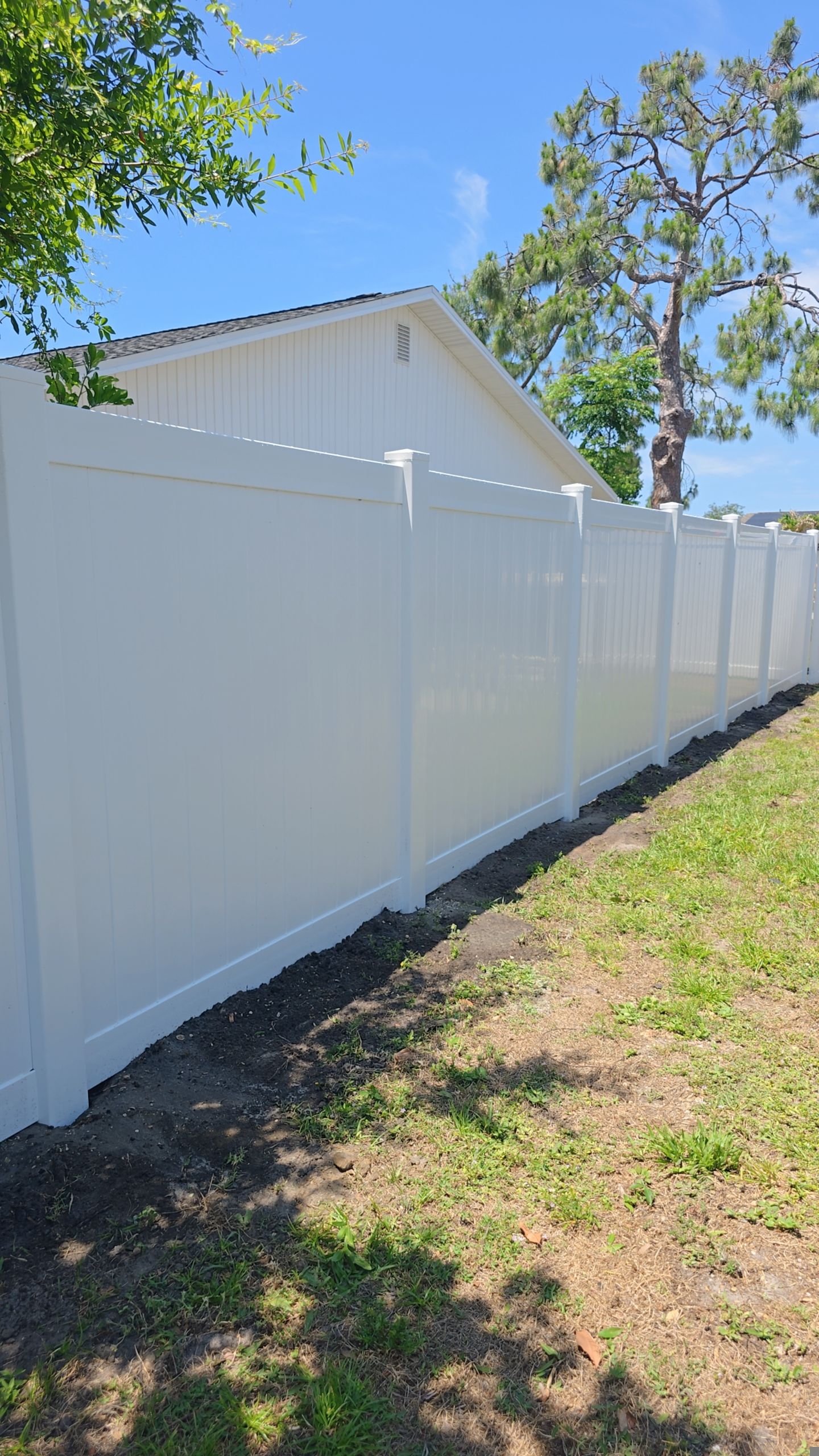 Vinyl Fence in Sarasota by True Fence LLC