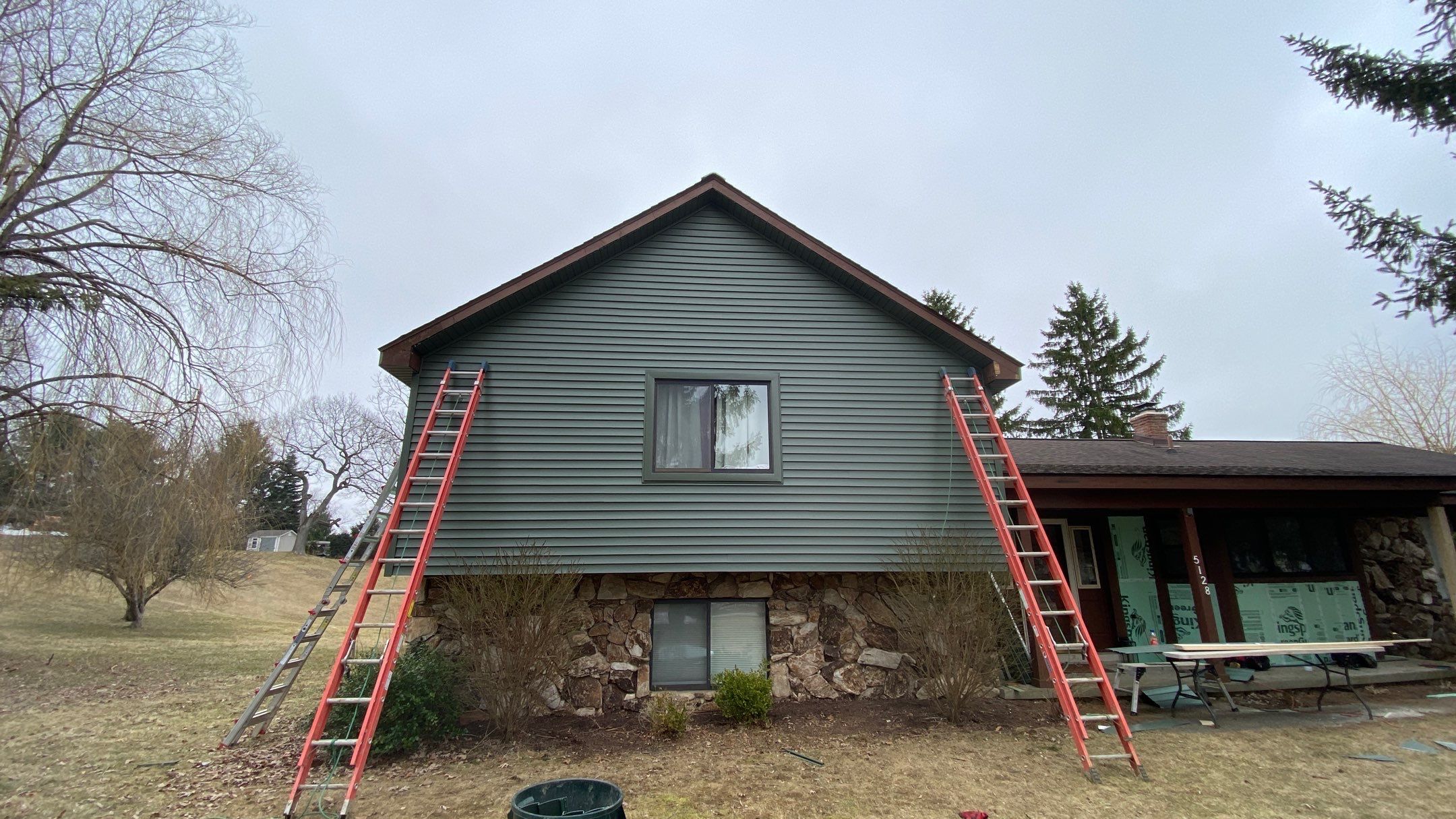 Siding Replacement using CertainTeed Restoration Classis D4 by 180 Contractors
