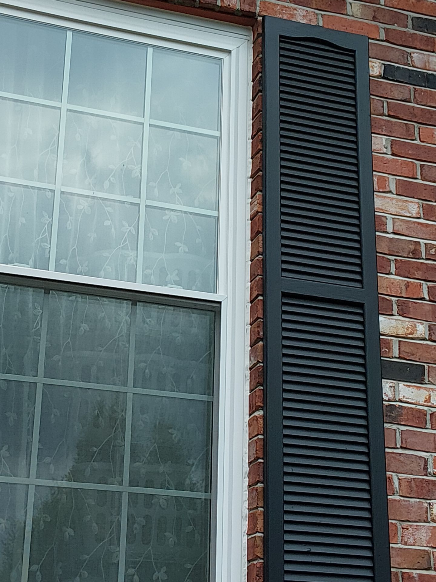 2nd-Story Exterior Trim Paint Repair – Chesterfield, MO by Legendary Services Company LLC.
