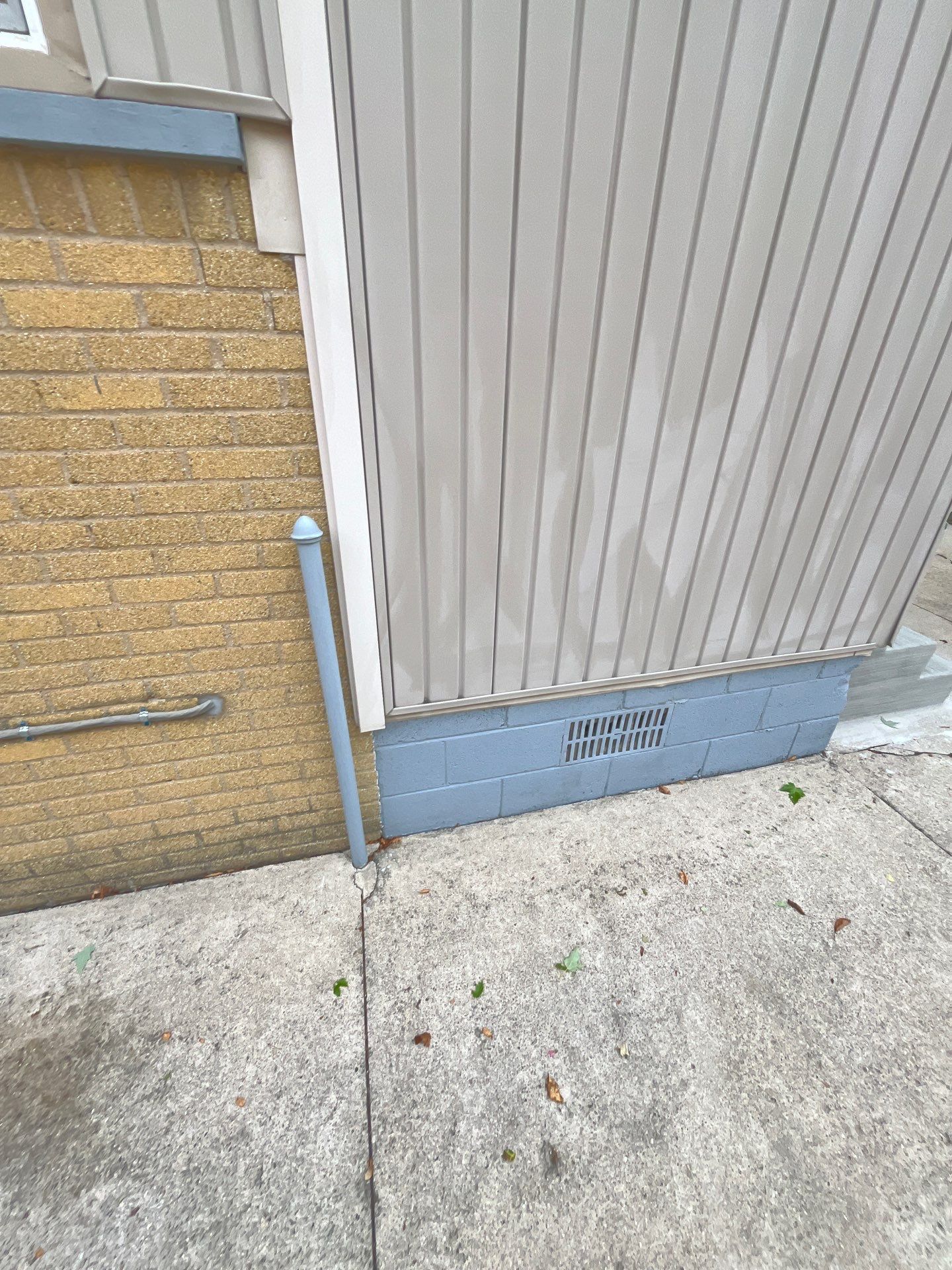 Siding Replacement using Alside Odyssey D4" Tuscan Clay by 180 Contractors