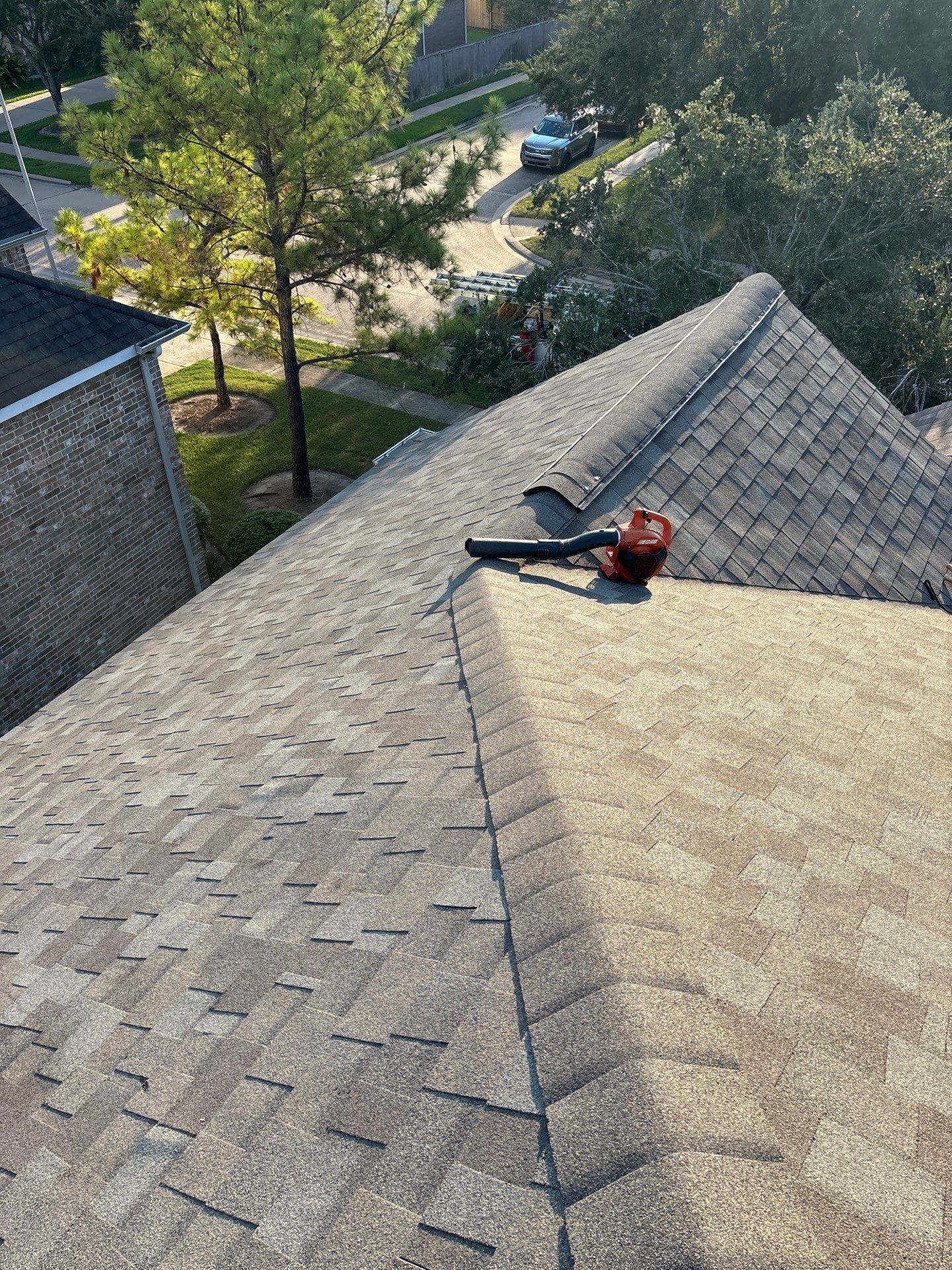 Residential Roofing Installation using Owen's Corning Duration (Lifetime) Shingles by Roof Repair Company