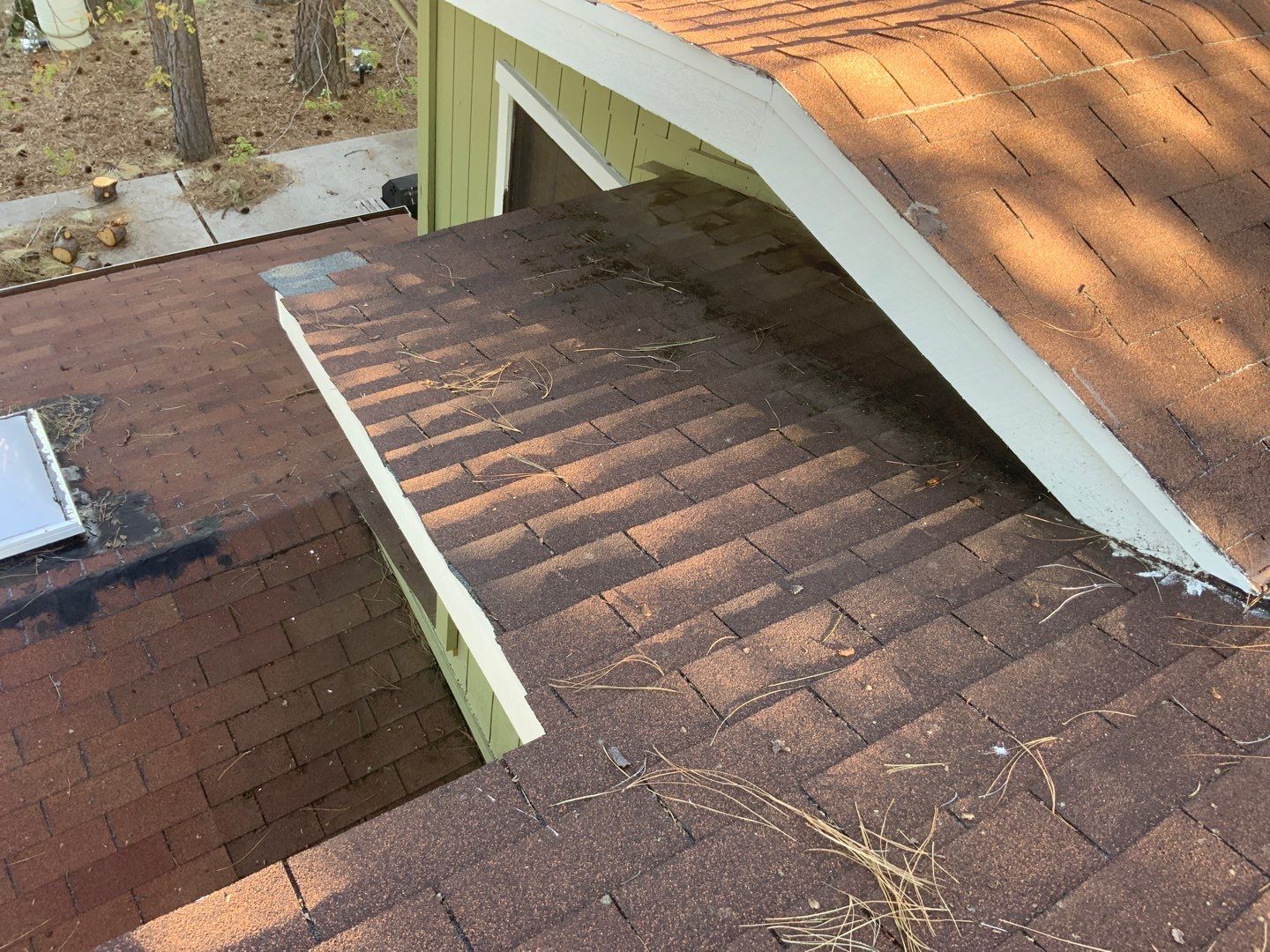 Residential Roofing Installation using Owens Corning Roofing Shingles by Byers Enterprises 