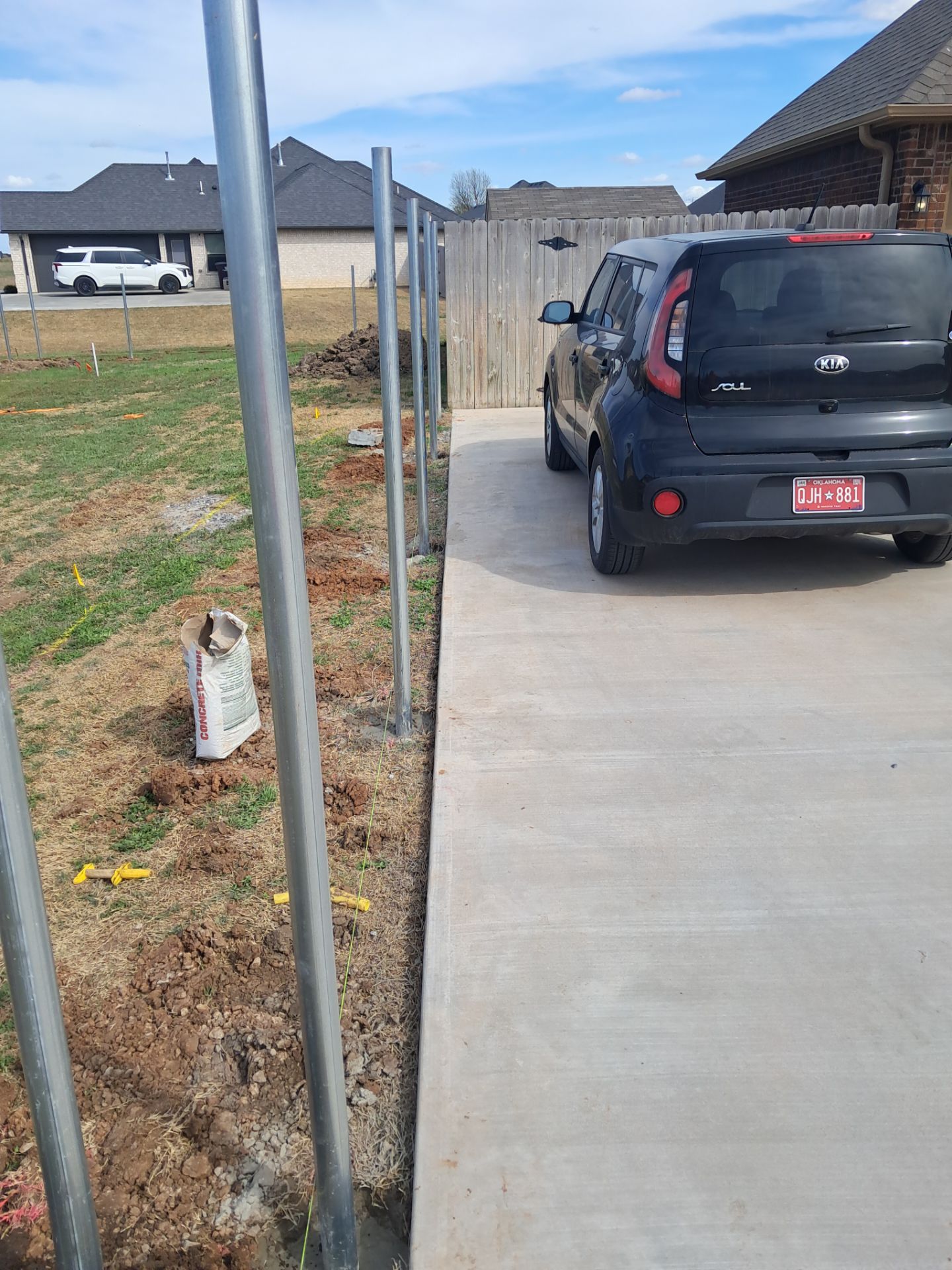 Fence Work by Clays Services Inc