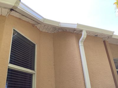 6 Inch Seamless Gutters using K-Style Seamless Gutters in Cape Coral FL