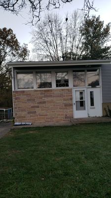 Brand: Atlas Pinnacle Color: Pristine Scotchgard Pweter Drip: White