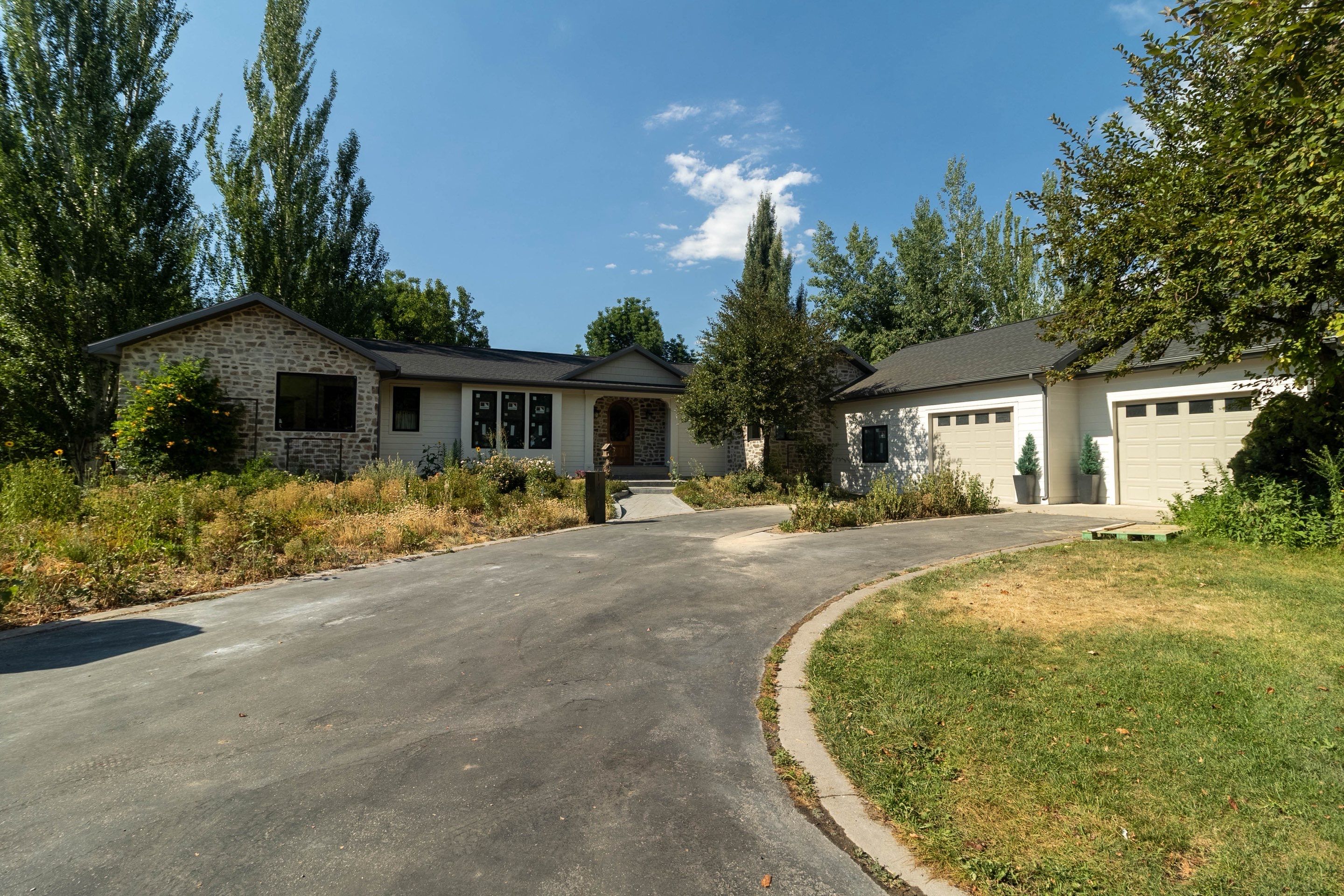Schnek - Exterior by Garner Construction