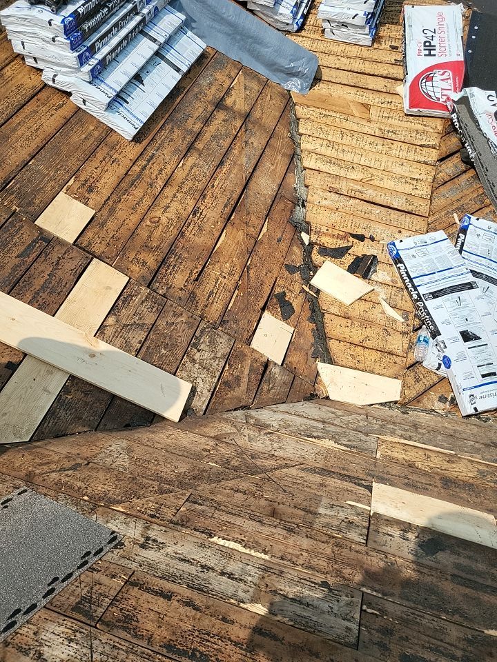 ATLAS PINNACLE COLOR: PEWTER by Eagle Eye Roofing