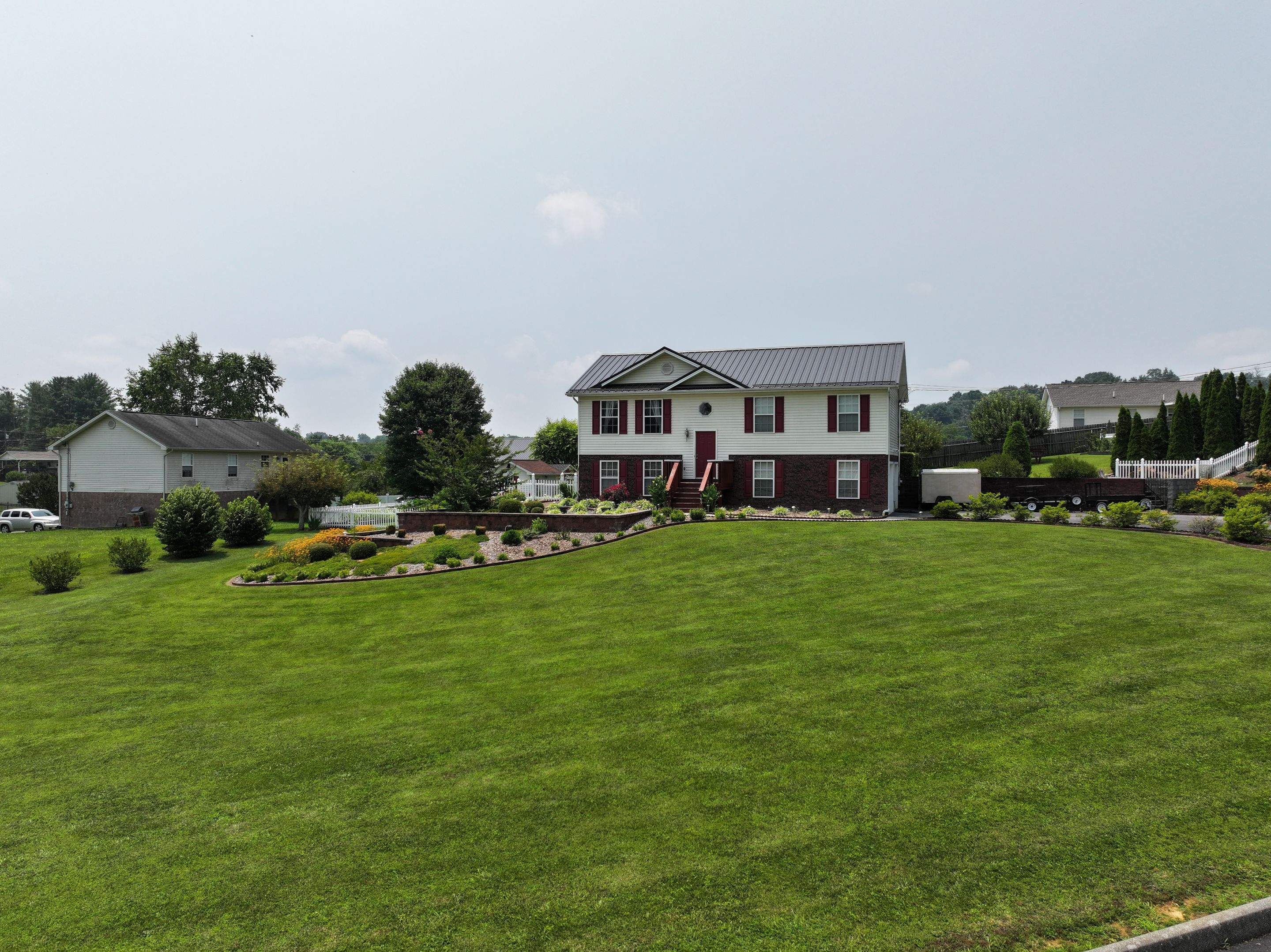 Cankovic Residence by Omnia Roofing