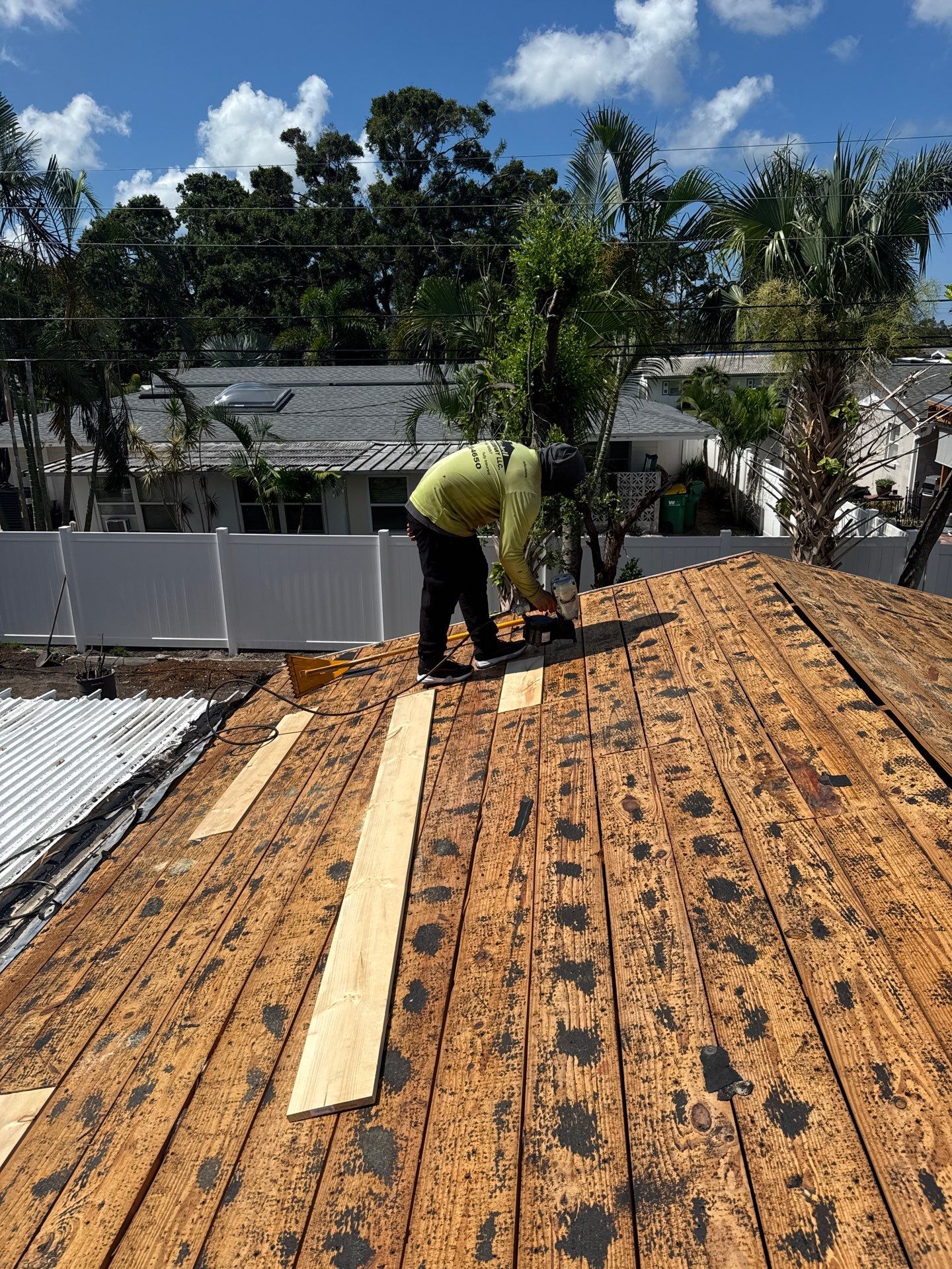 Project in Seminole 33772 by Mitchell Roofing Company LLC 