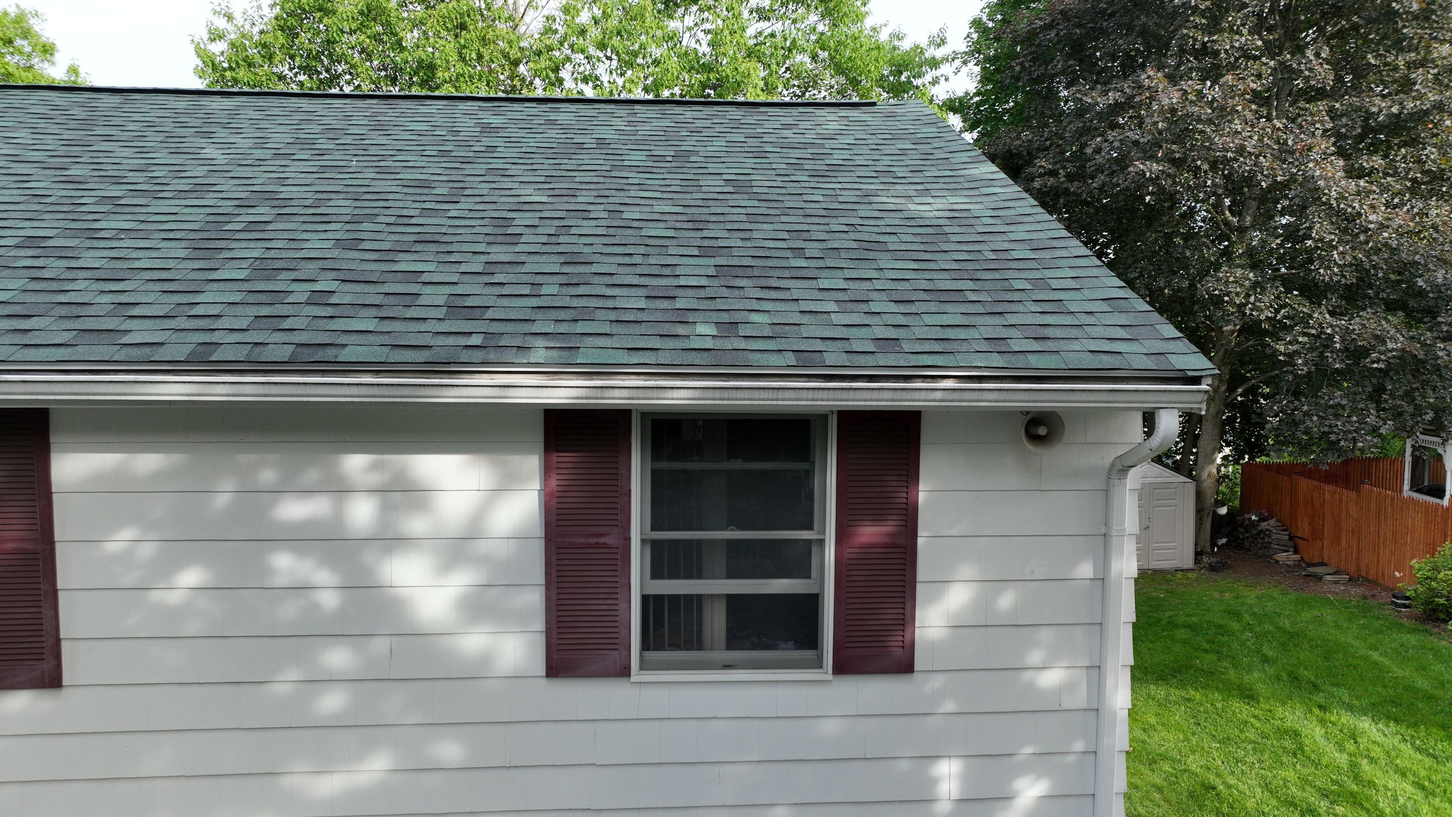 Full Roof Replacement in Saugus, MA – Owens Corning Duration, Chateau Green by JOHNNYS PRO