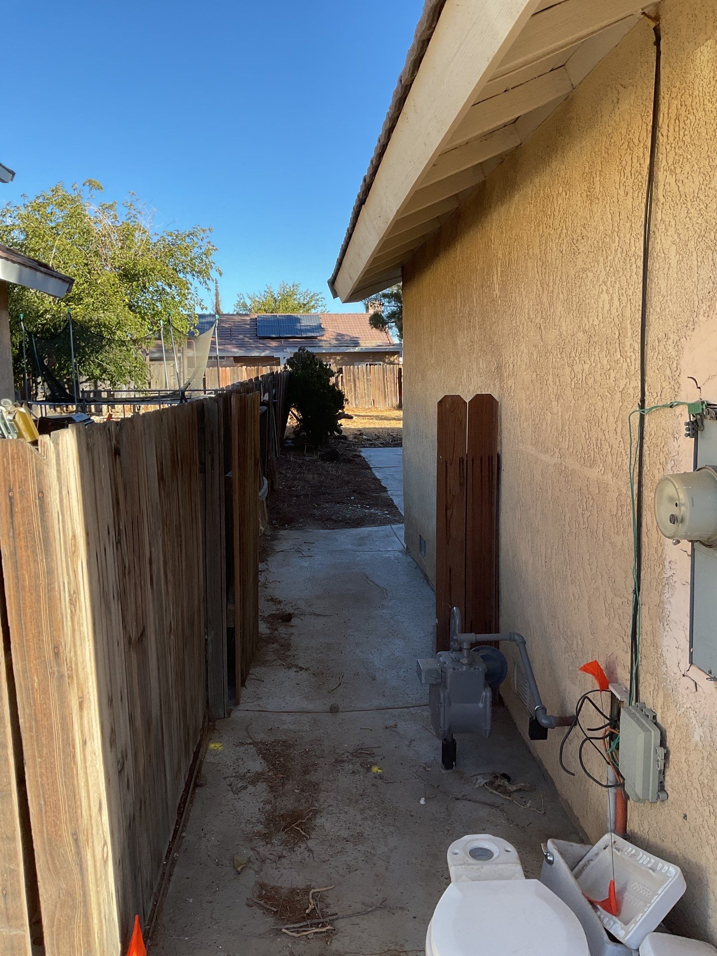 Fence Installation using Vinyl by Fence Guys Inc.