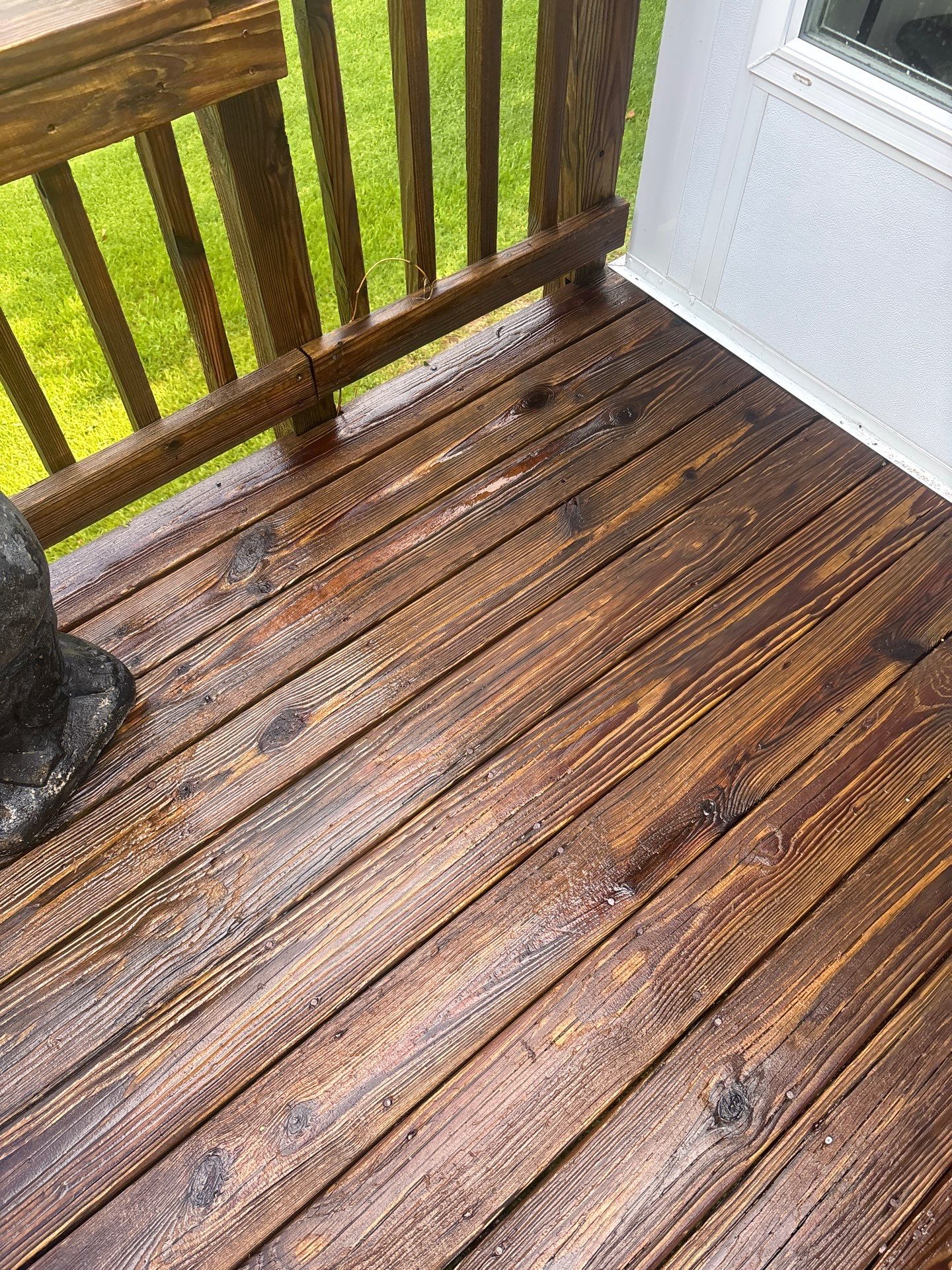 Deck using Wood Sealant by DuraSeal