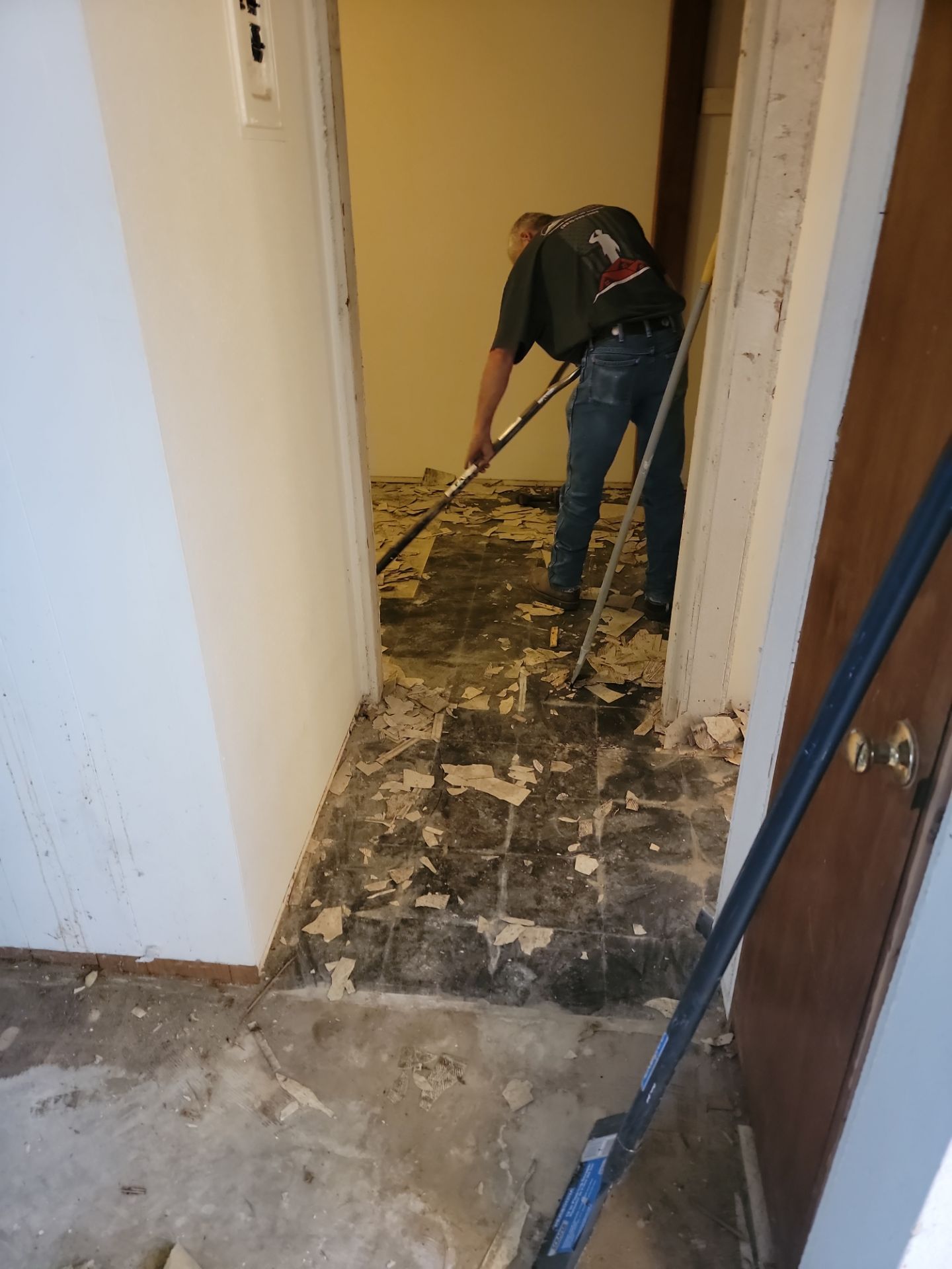 Lakewood remodel by Long Range Customs LLC