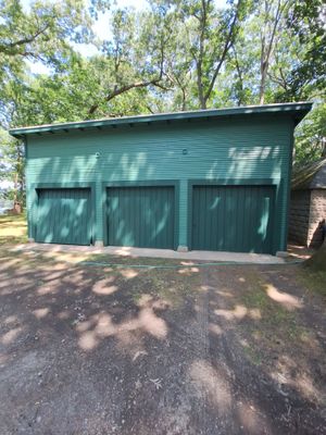 Garage Repaint & Lead-Safe Restoration