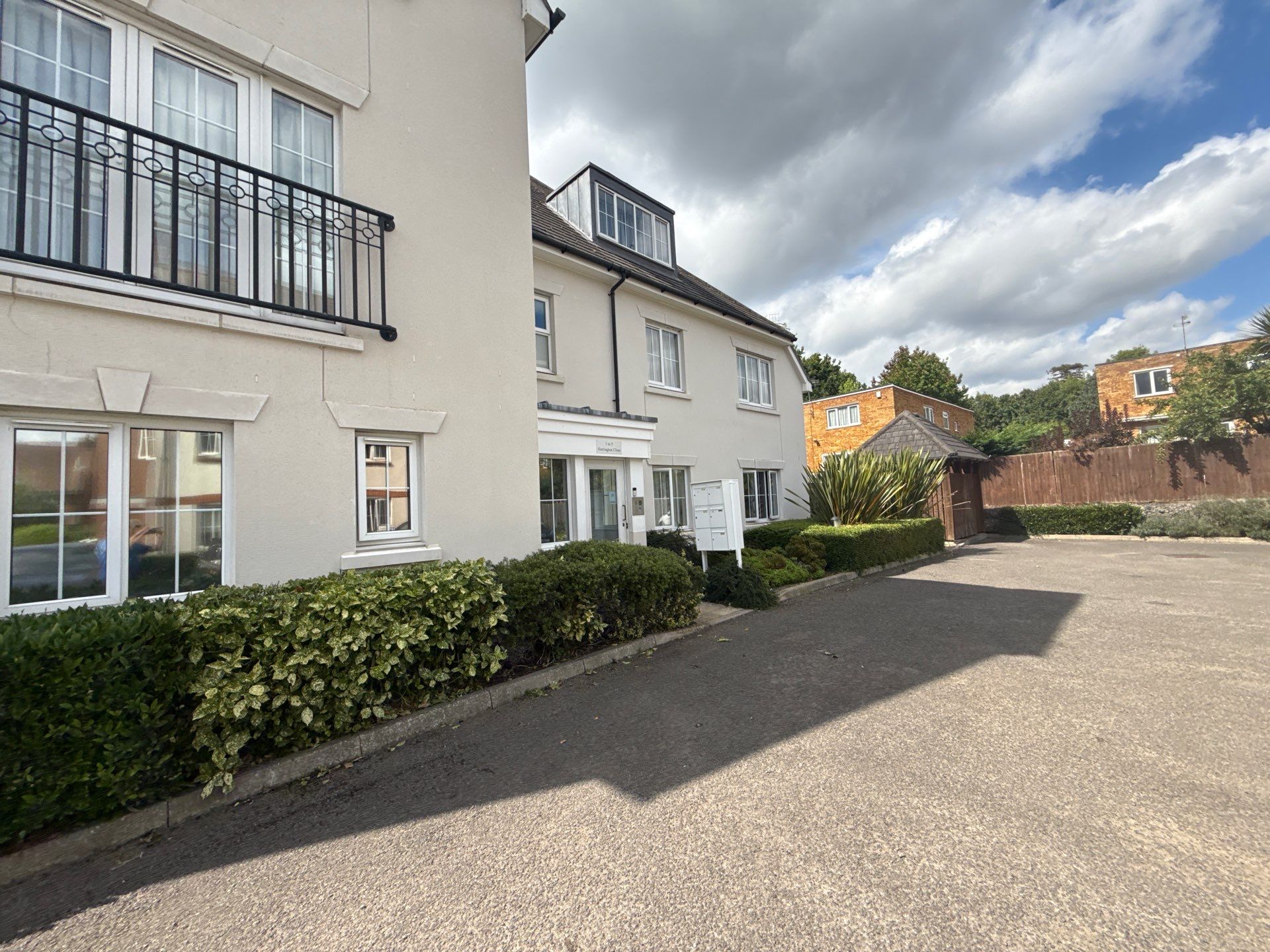 Render Clean by Ges Exterior Cleaning ltd