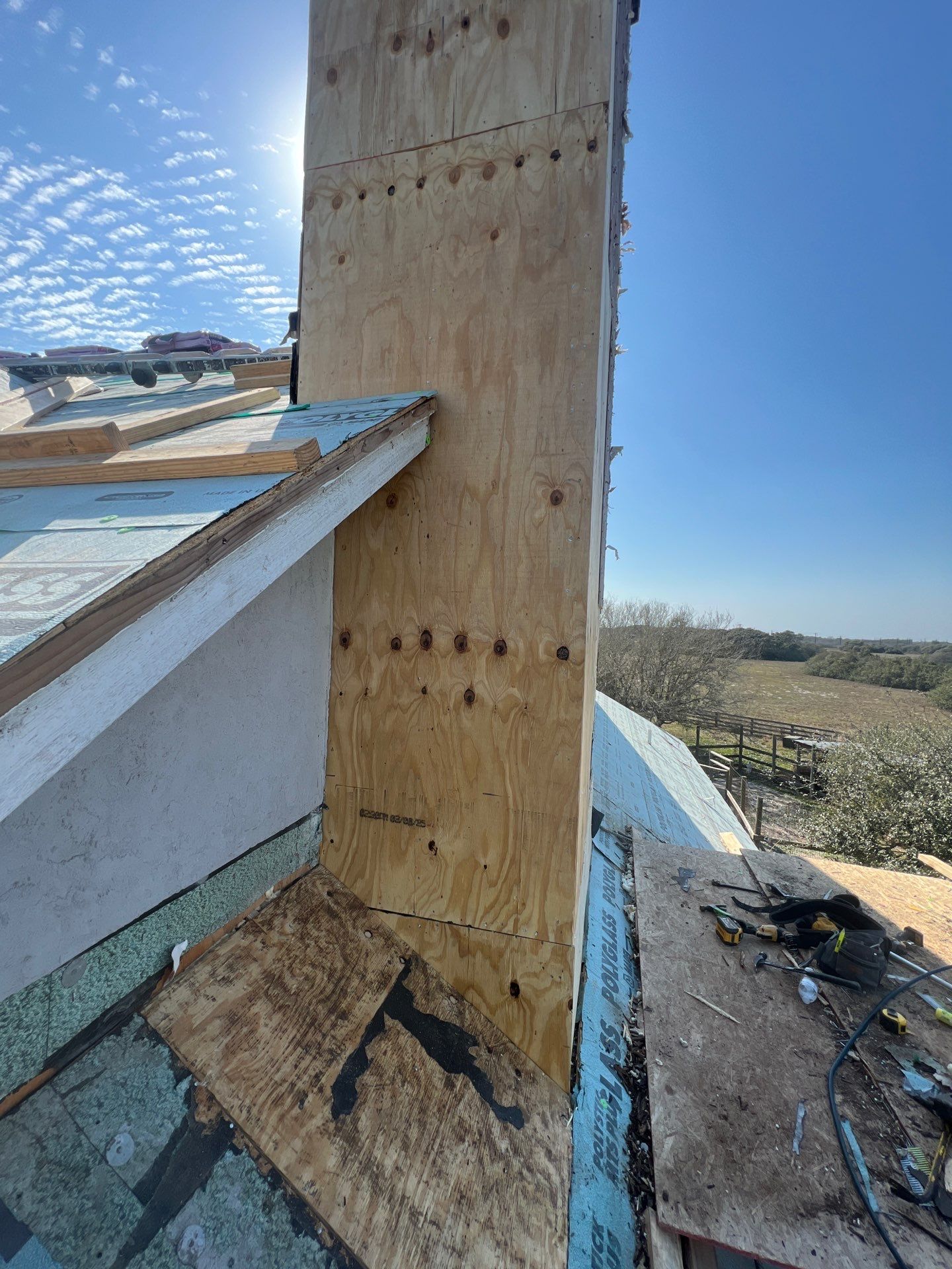 Long Horn Retreat by Bayfront Roofing and Construction