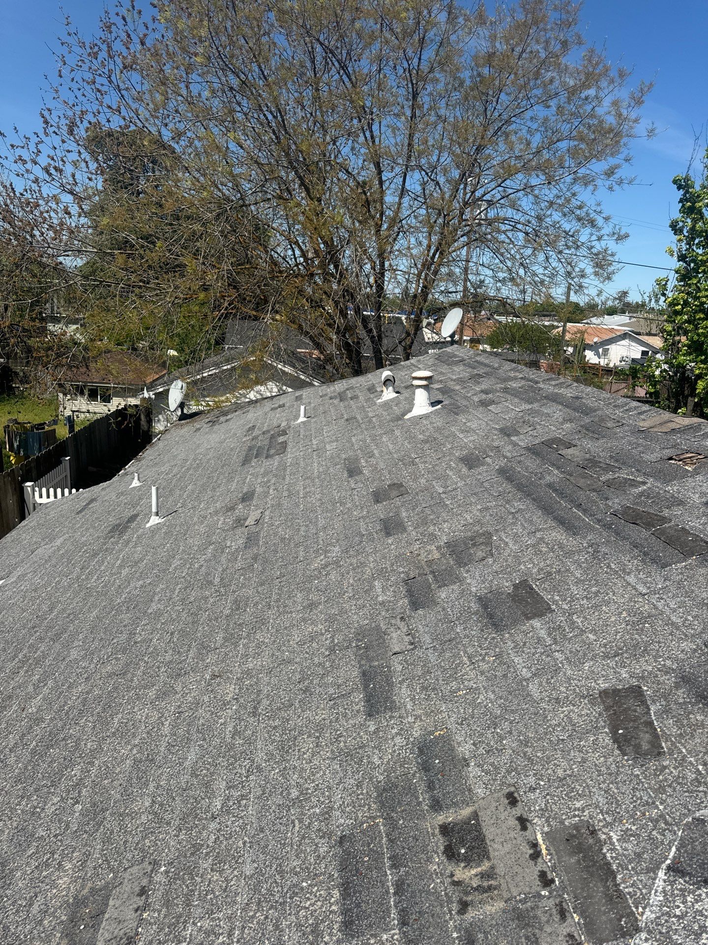 Golden Gate  Ave Dos Palos  by Econo Roofing
