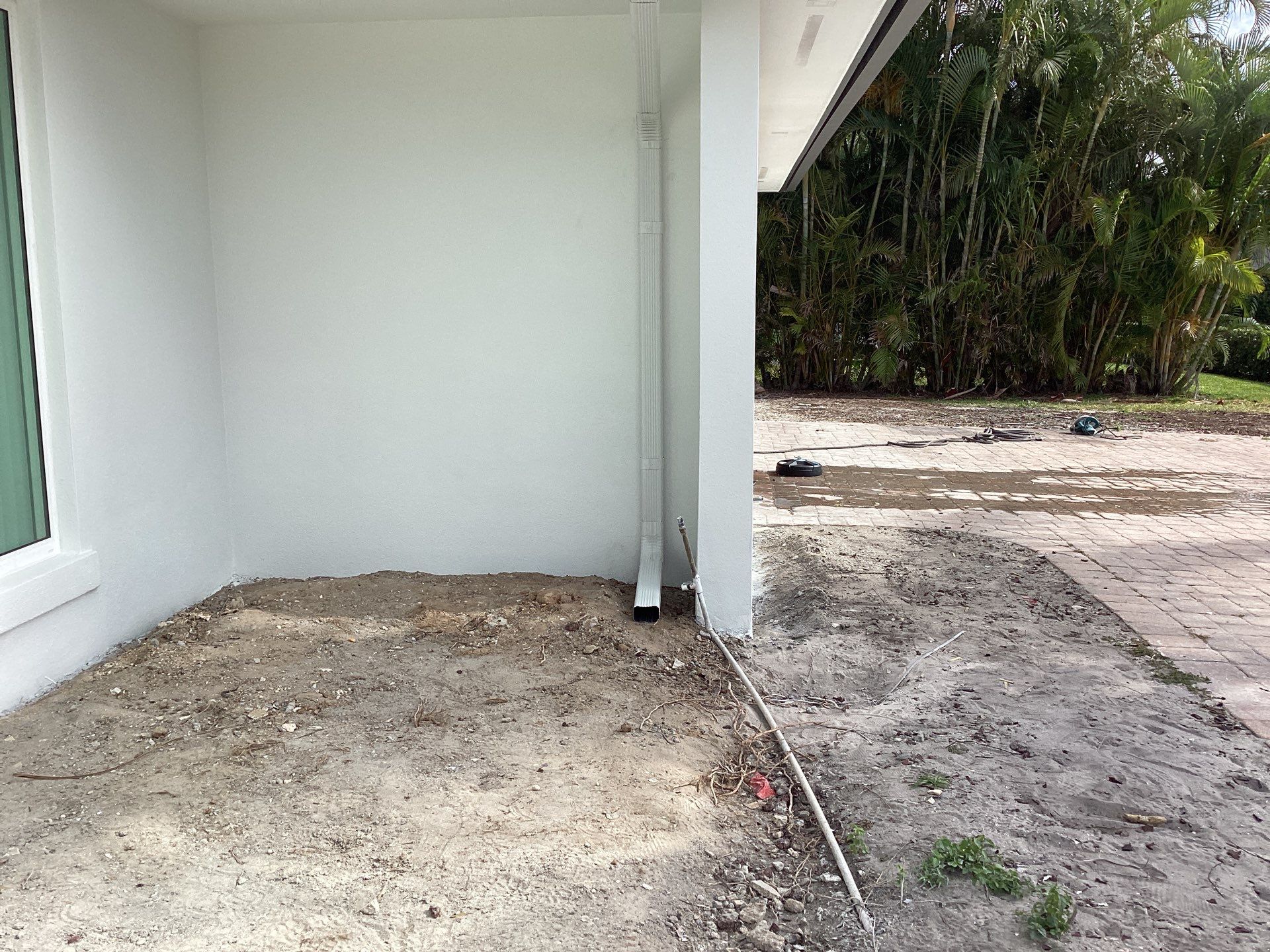 6 Inch Seamless Gutters using bronze gutters in Sarasota FL by Gutter Professors