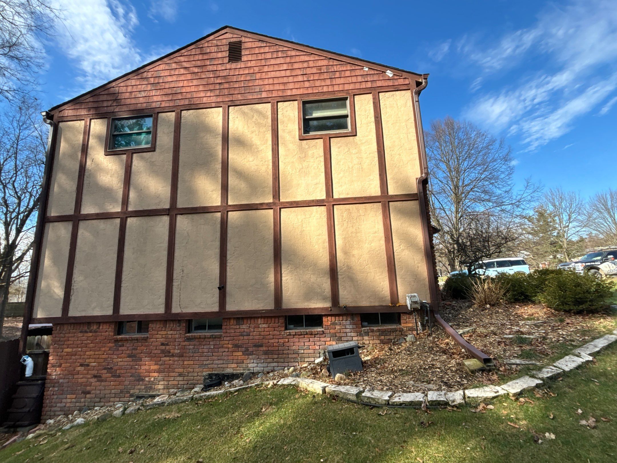 Siding Replacement using Alside D4 Odyssey-Plus Dutchlap by 180 Contractors