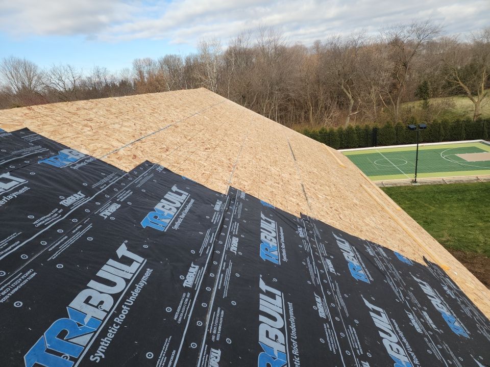Residential Roof Replacement with GAF HDZ Shingles in Sheboygan, WI by Gellings Roofing & Siding