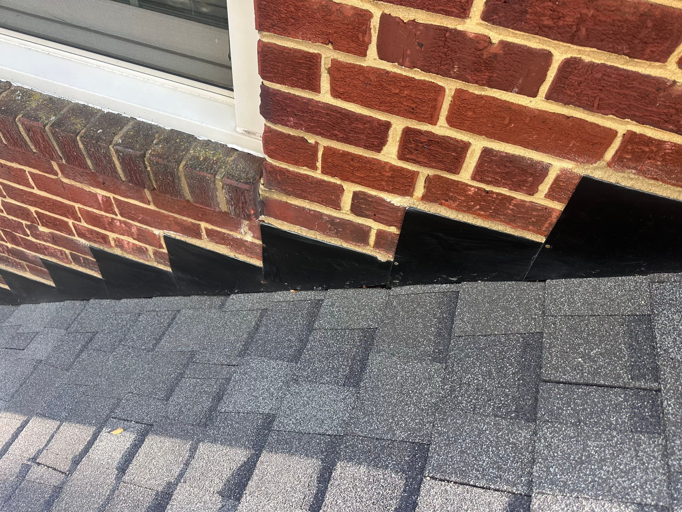 Arlington: Residential Roof Replacement With CertainTeed Landmark Designer Shingles in Georgetown Gray by RM Banning, Inc.