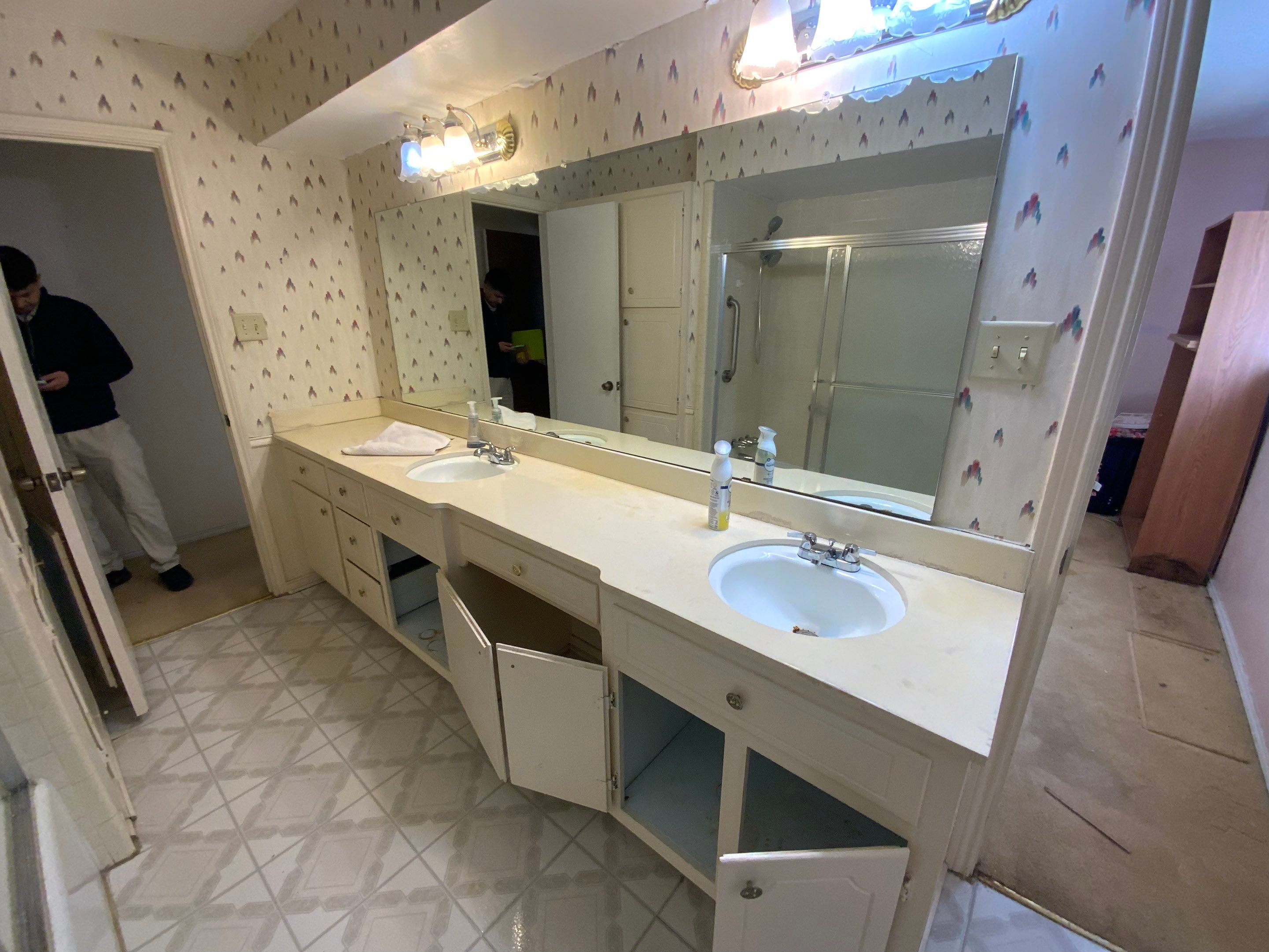 Rapid Sale Remodel: Kitchen & Bath Upgrades That Sold in Two Weeks by Tibi Soli LLC