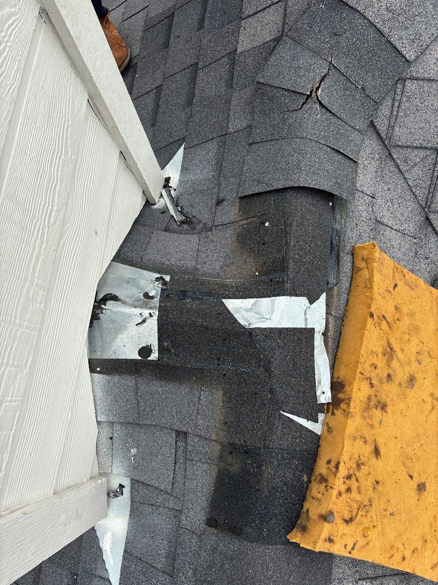 Hail Damage using Owen's Corning Duration (Lifetime) Shingles by Roof Repair Company