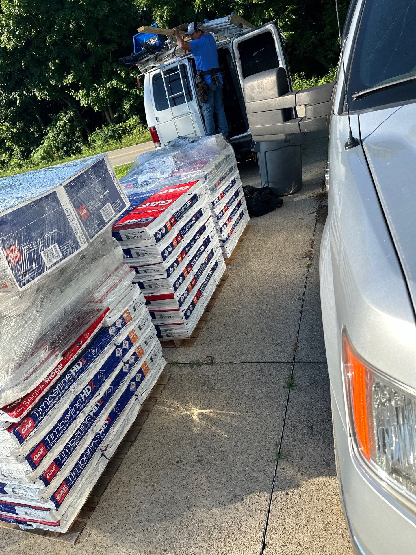 Residential Roofing Installation using Timberline HDZ Shingles - Charcoal by RoofX 