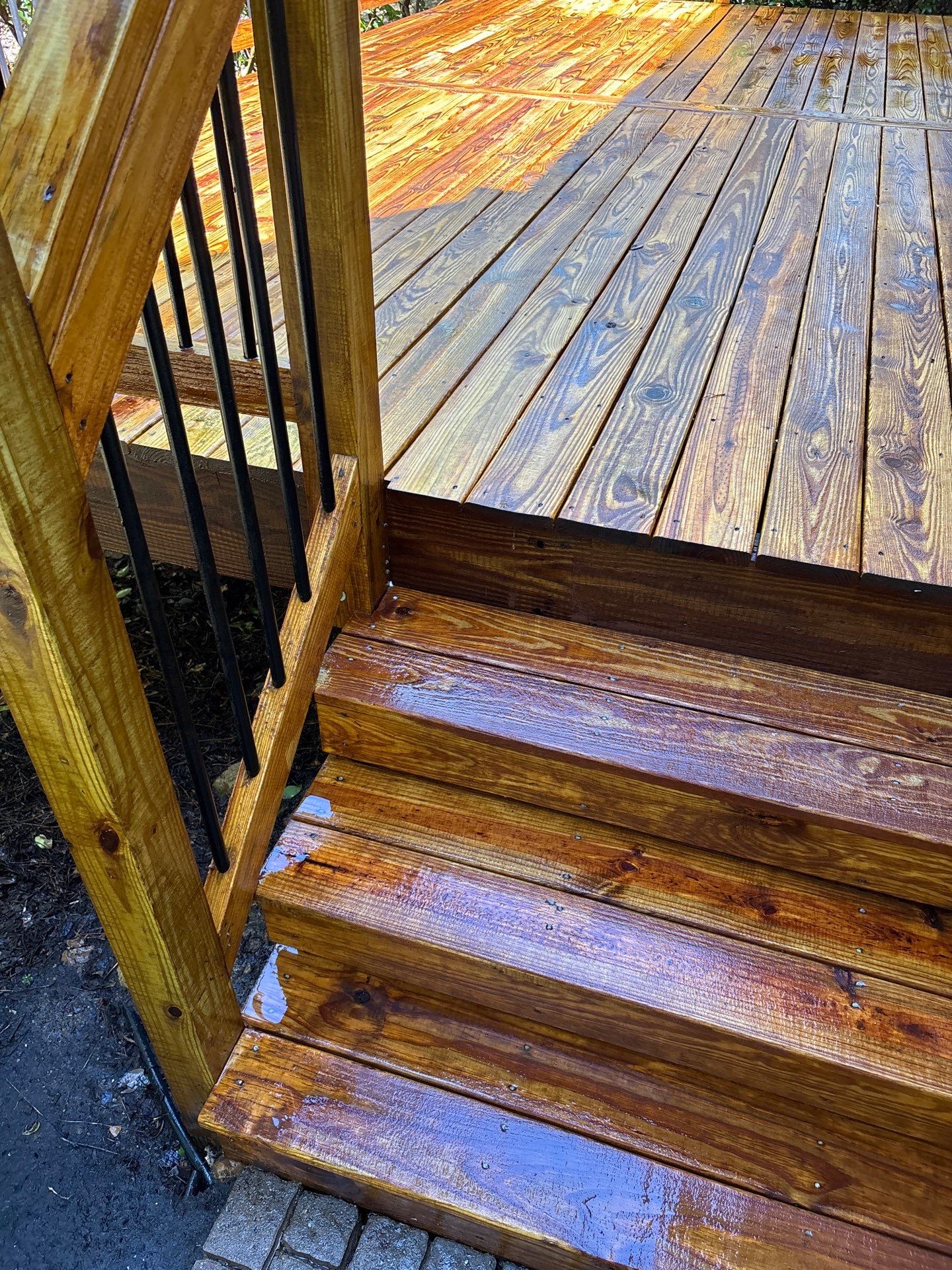 Wood Deck using Wood Sealant by DuraSeal