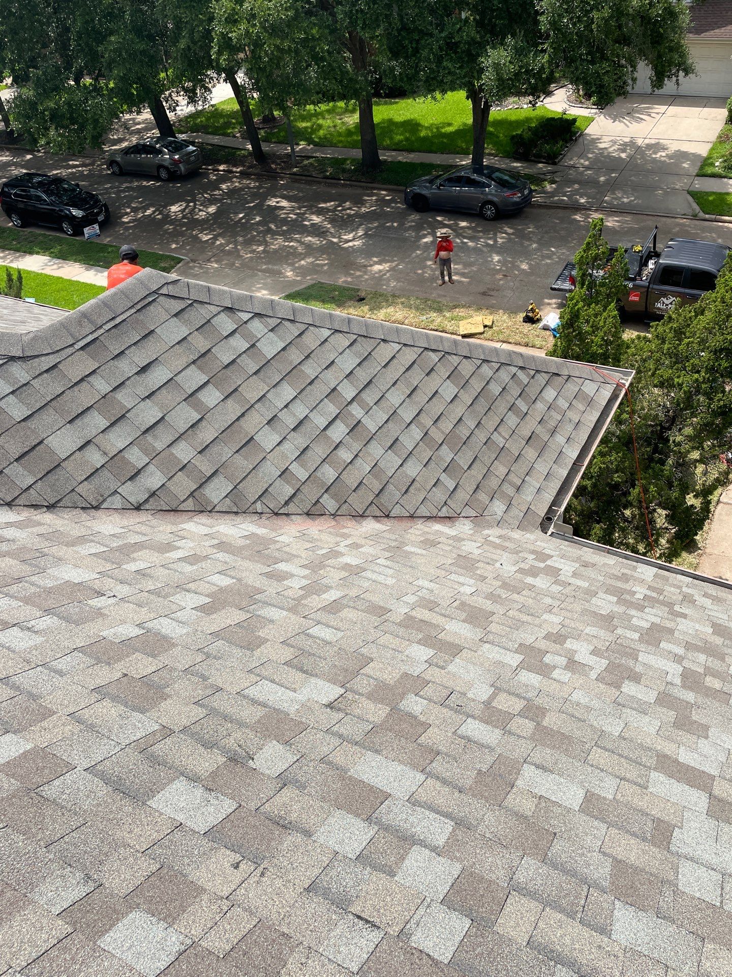 Residential Roofing Installation using Owen's Corning Duration (Lifetime) Shingles by Roof Repair Company