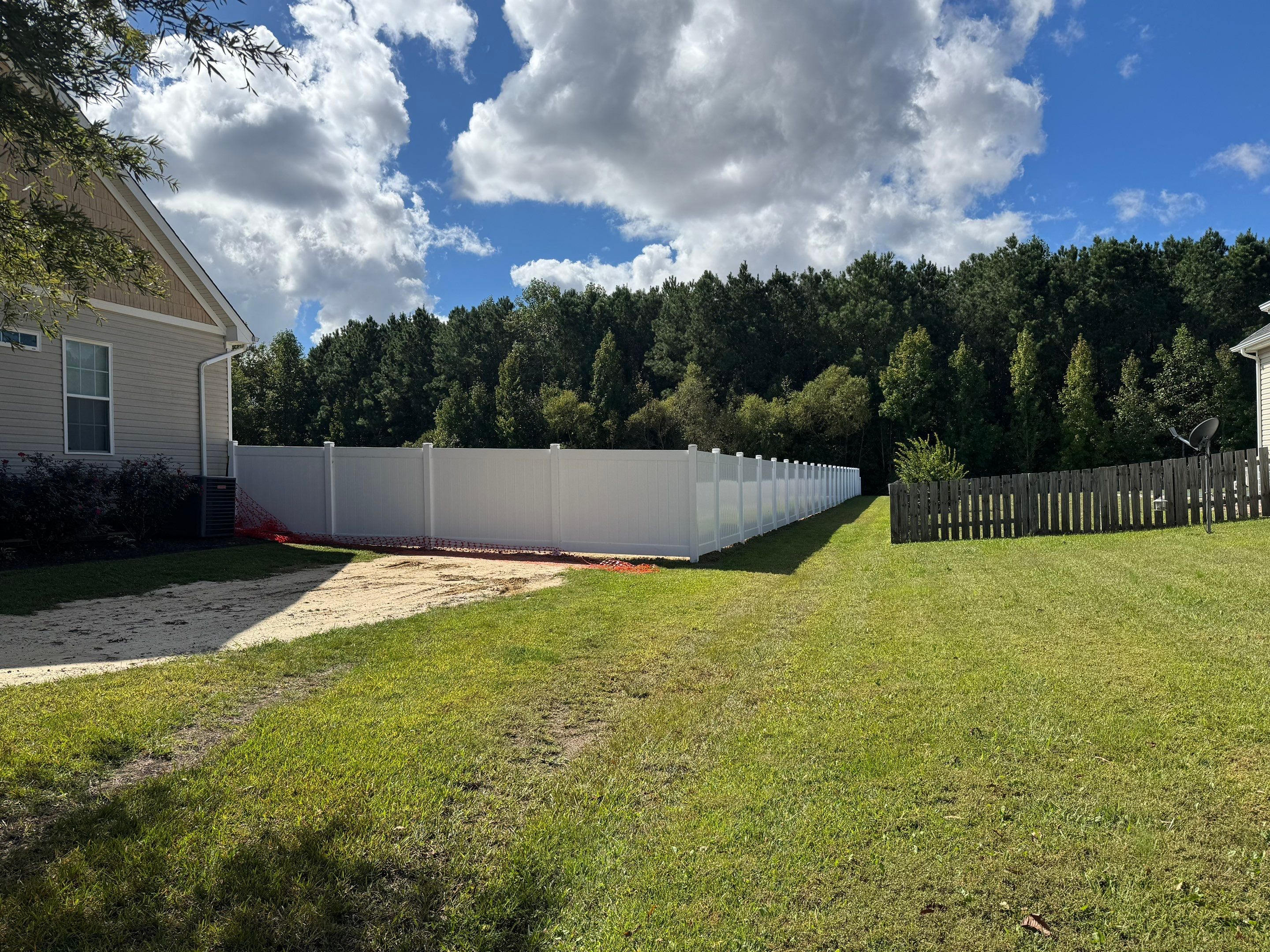 Clean Lines, Long Life by Tidewater Fence