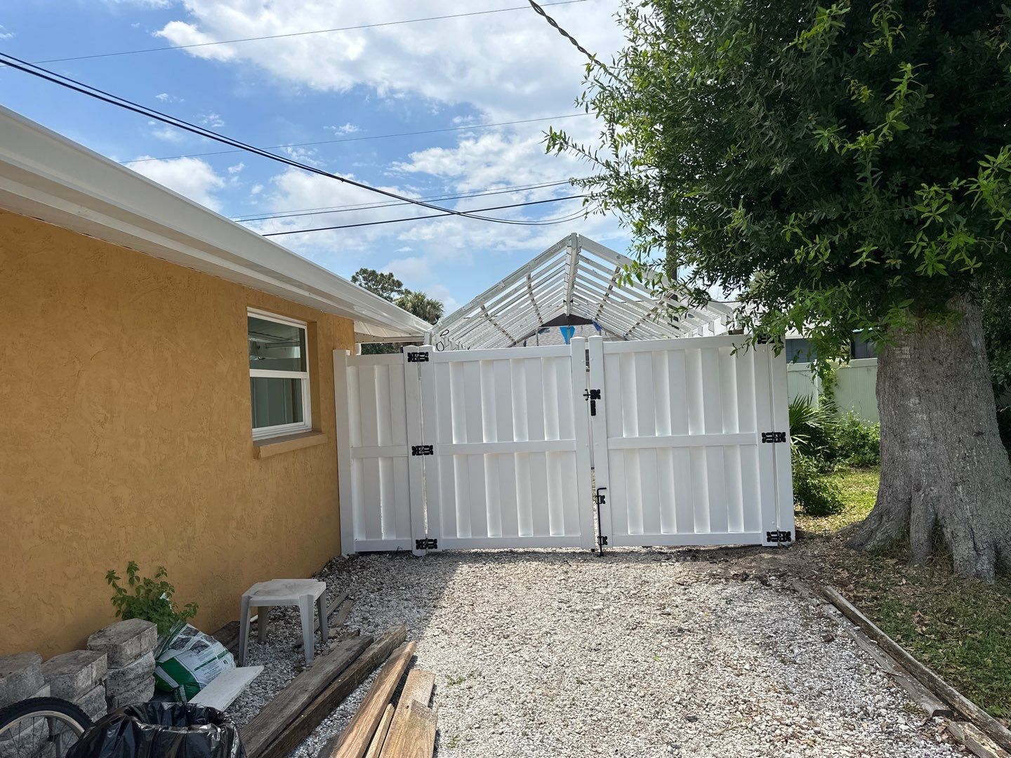 Vinyl Fence Installation using 6Ft Shadowbox Vinyl Privacy Fence by Asap fence and gates, LLC