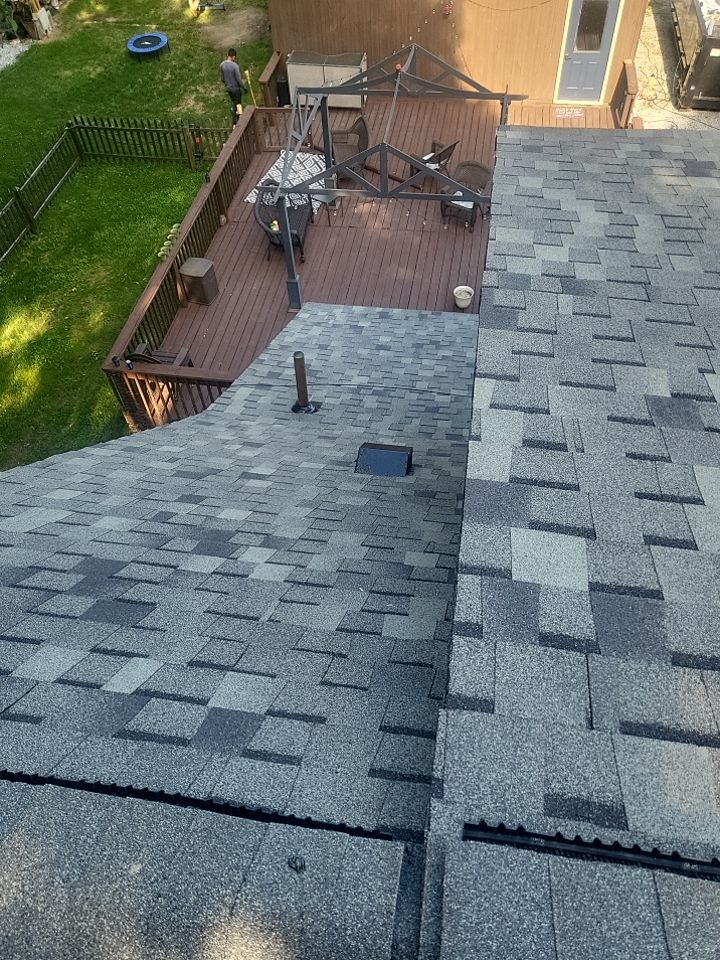 BRAND: ATLAS PINNACLE HP COLOR: PRISTINE SCOTCHGARD HEARTHSTONE by Eagle Eye Roofing