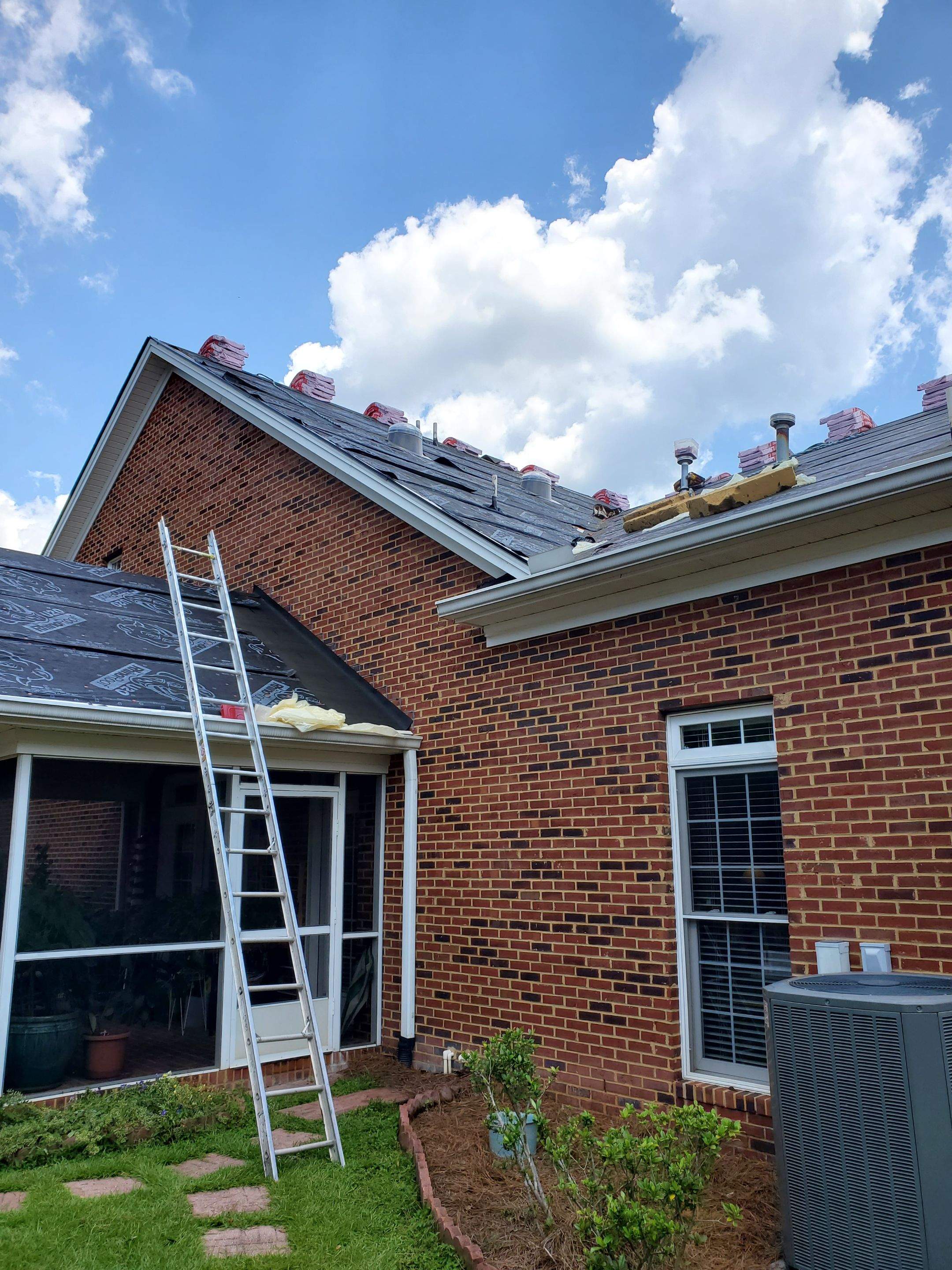 Residential Roofing Installation using Owens Corning® Oakridge Estate Gray by Indigo State Roofing