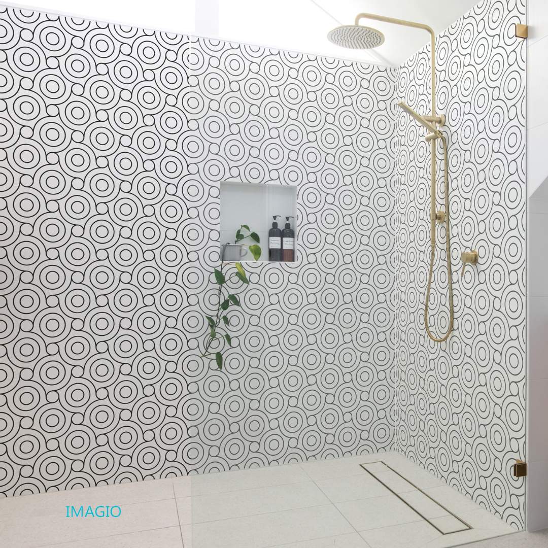 Bathroom Remodel using IMAGIO Glass Shower Wall & Accents by IMAGIO